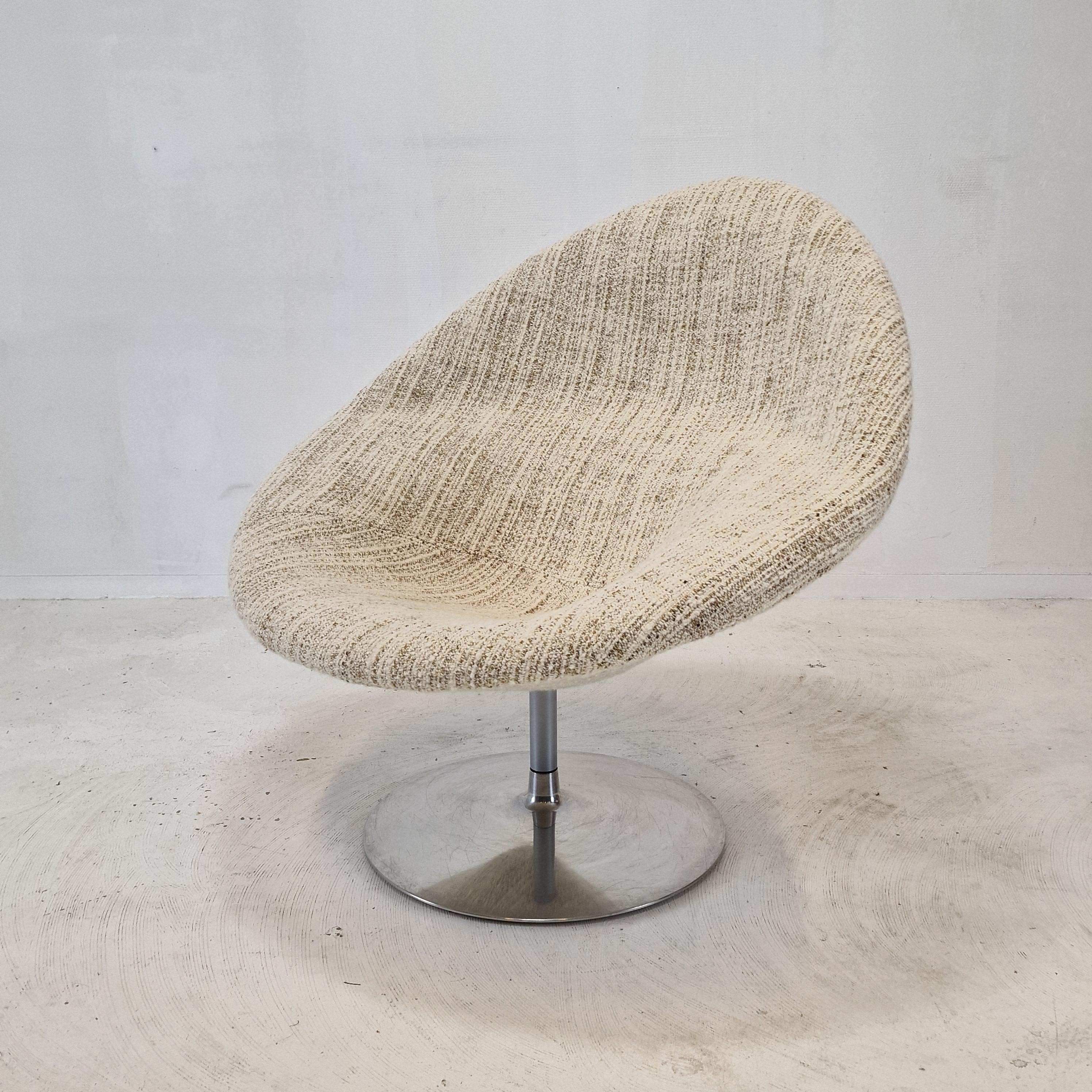 Woven Midcentury Big Globe Armchair with Ottoman by Pierre Paulin for Artifort, 1970s For Sale