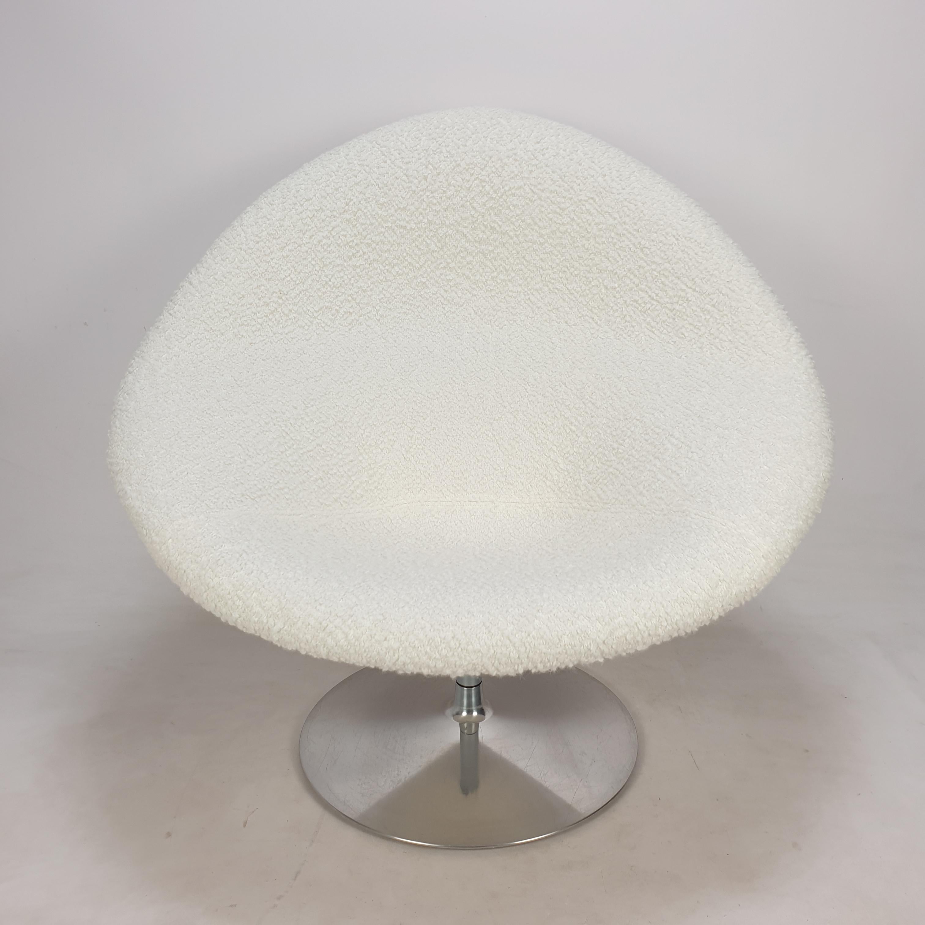 Dutch Mid Century Big Globe Armchair with Ottoman by Pierre Paulin for Artifort, 1980s For Sale