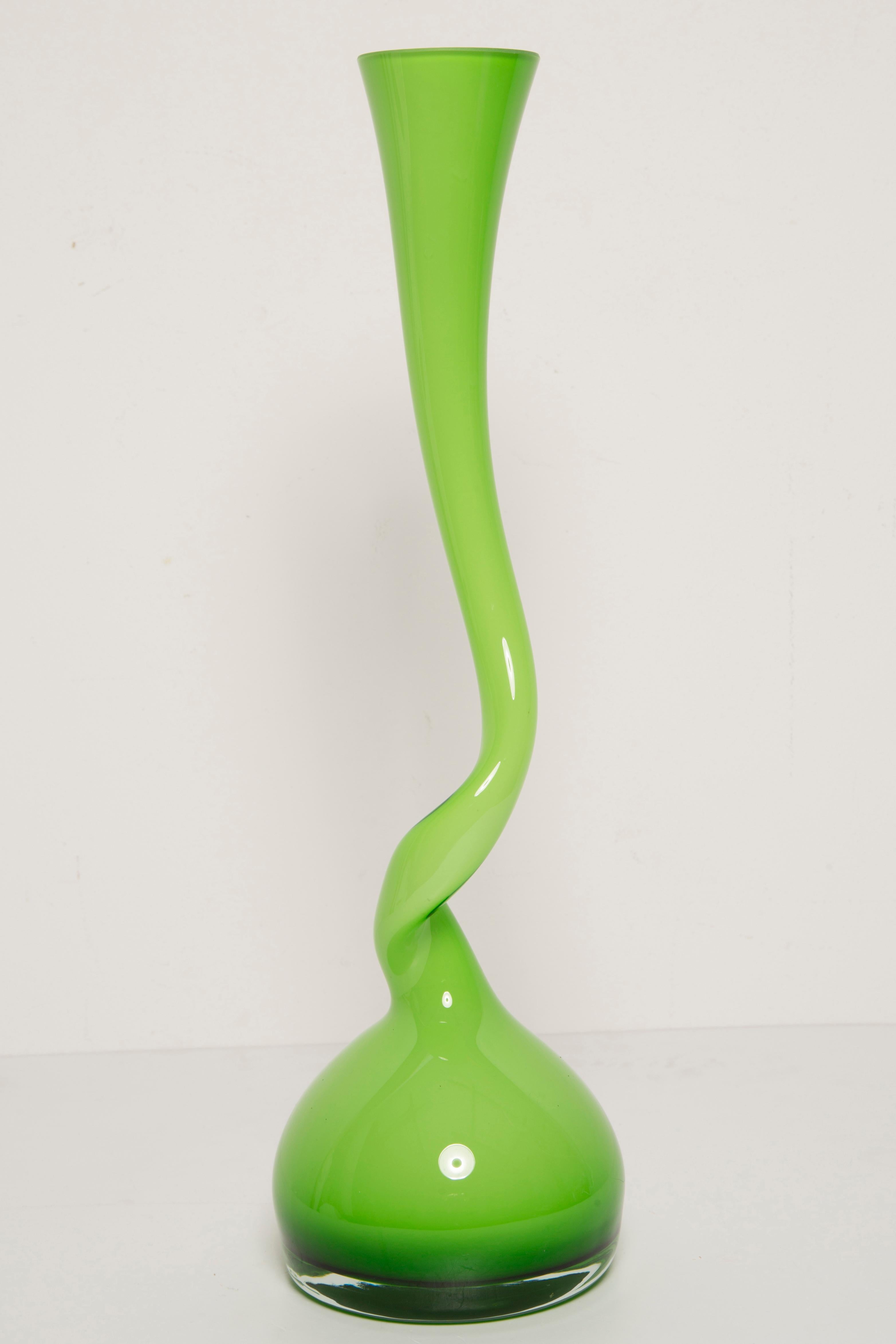 Midcentury Big Green Twisted Vase, Europe, 1960s 2