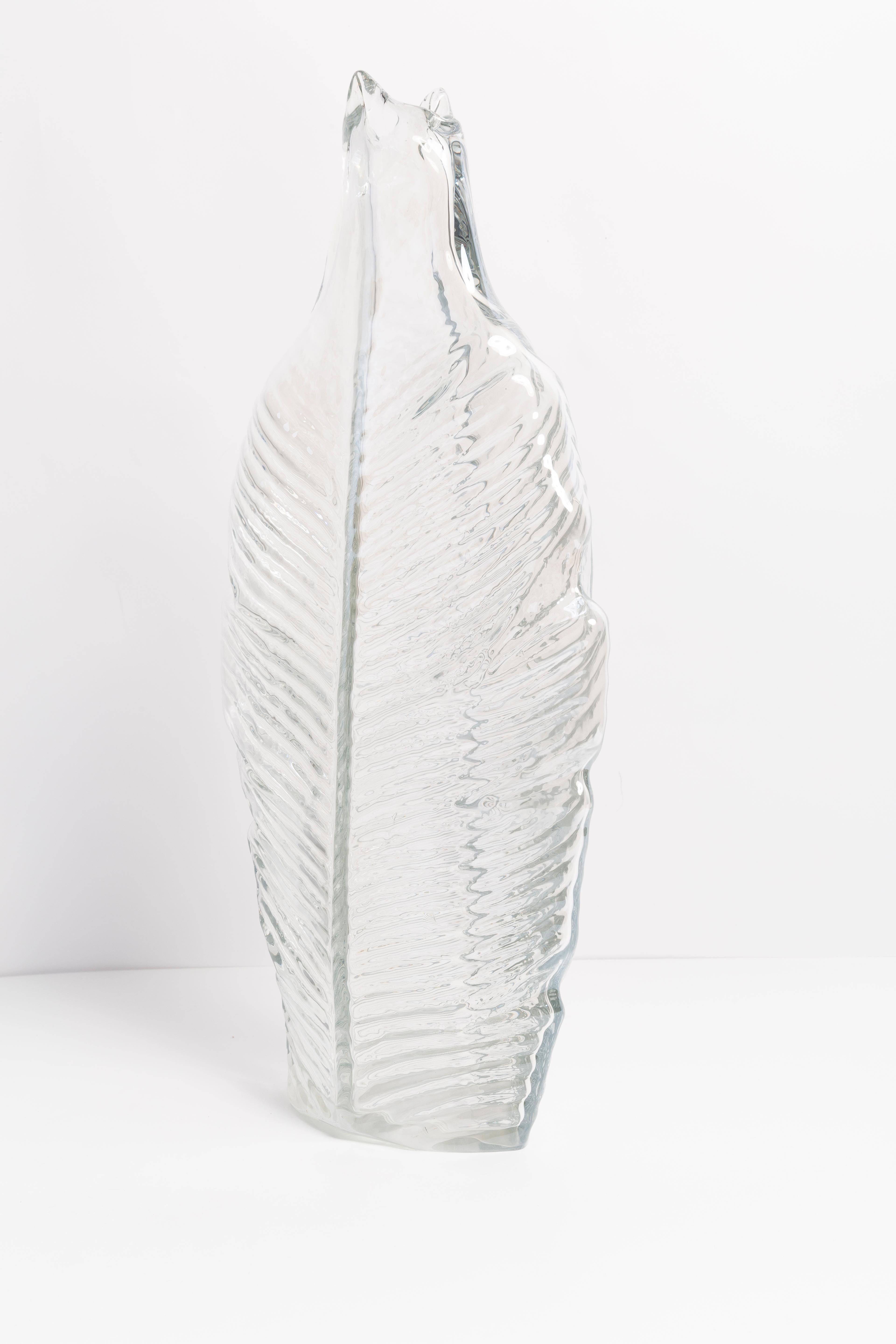 Czech Mid Century Big Leaf Transparent Vase, Italy, 1960s For Sale