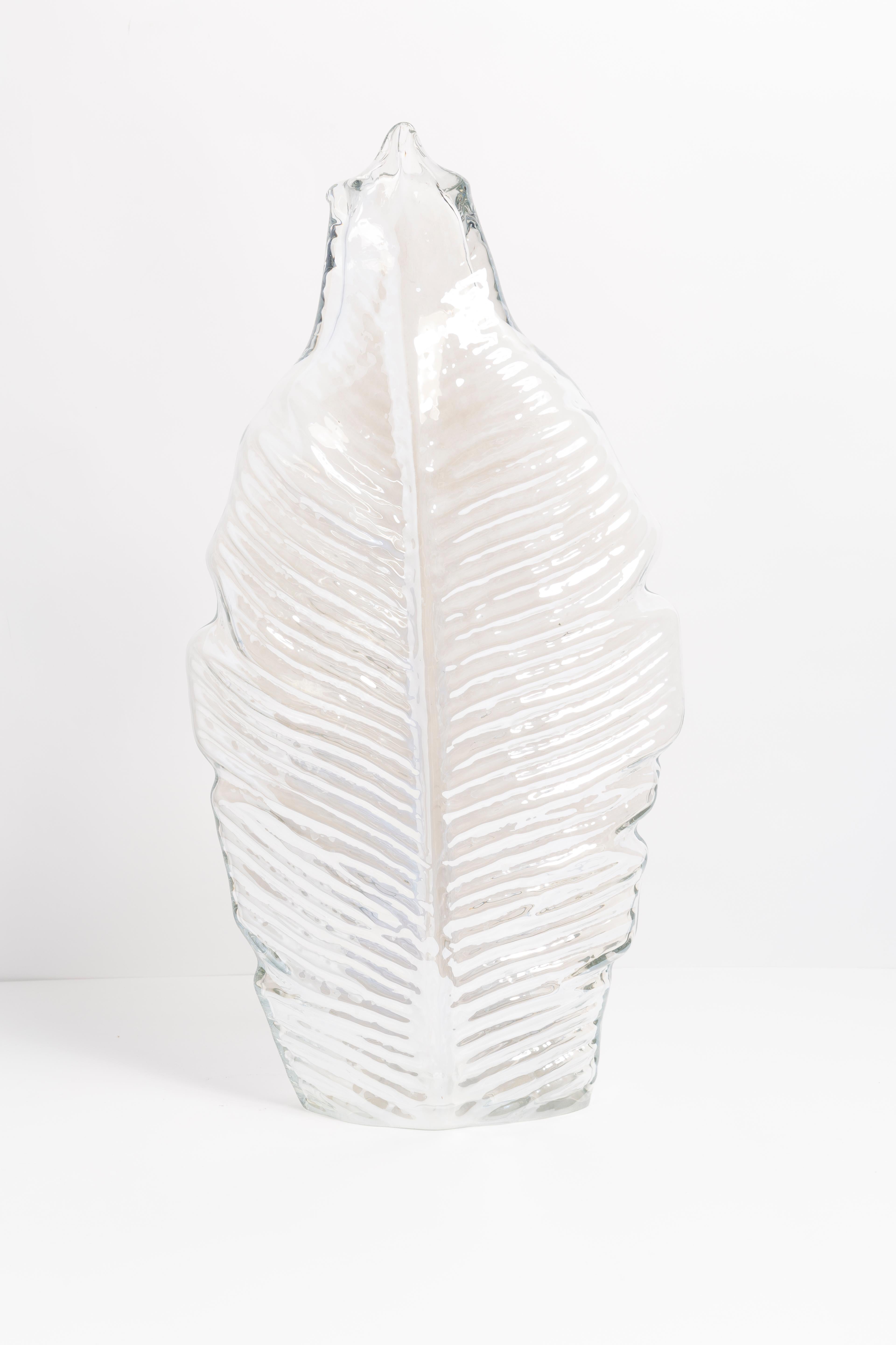 Glass Mid Century Big Leaf Transparent Vase, Italy, 1960s For Sale