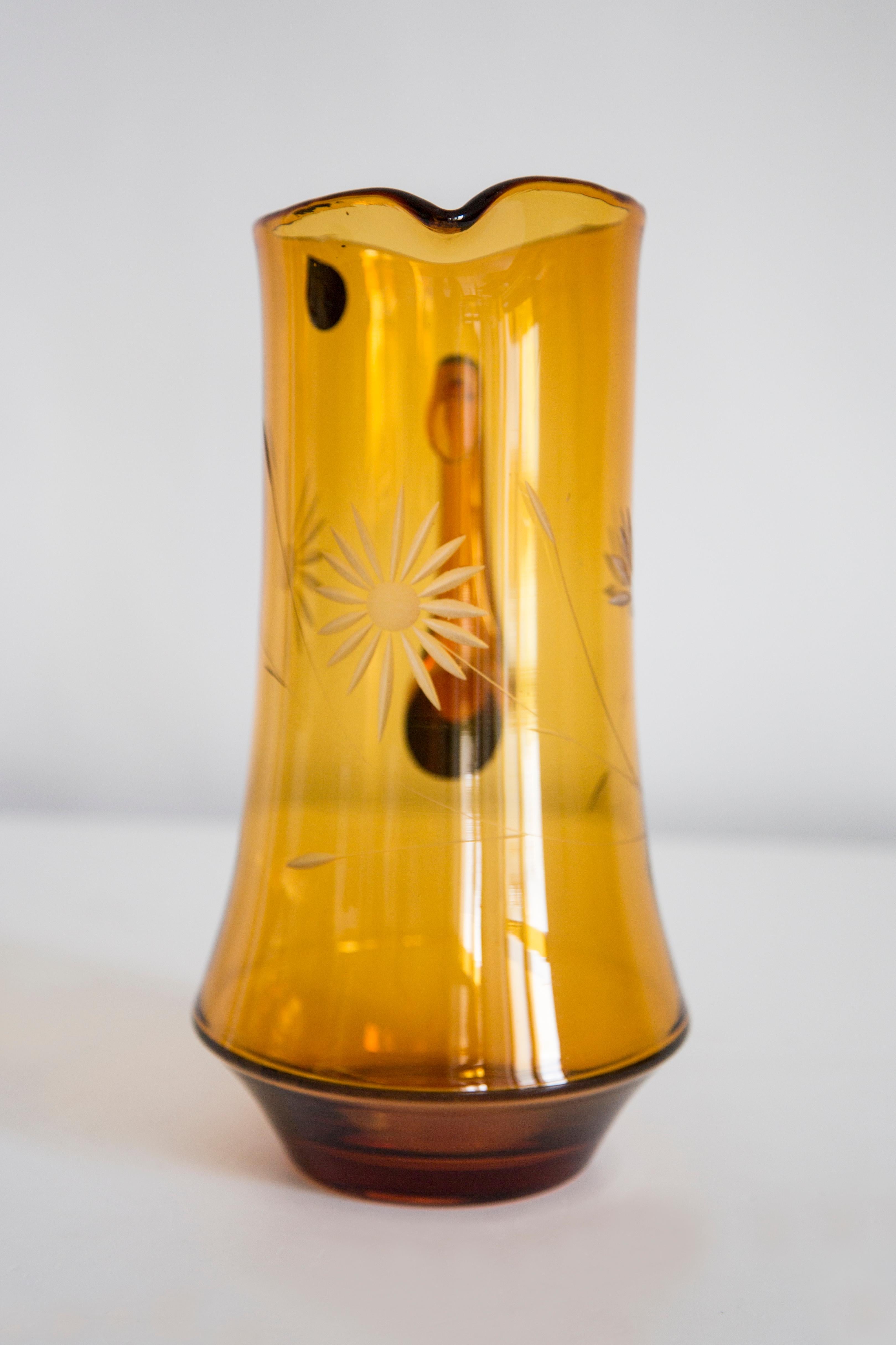 Mid Century Big Yellow Pot, Glass, Europe, 1960s For Sale 1
