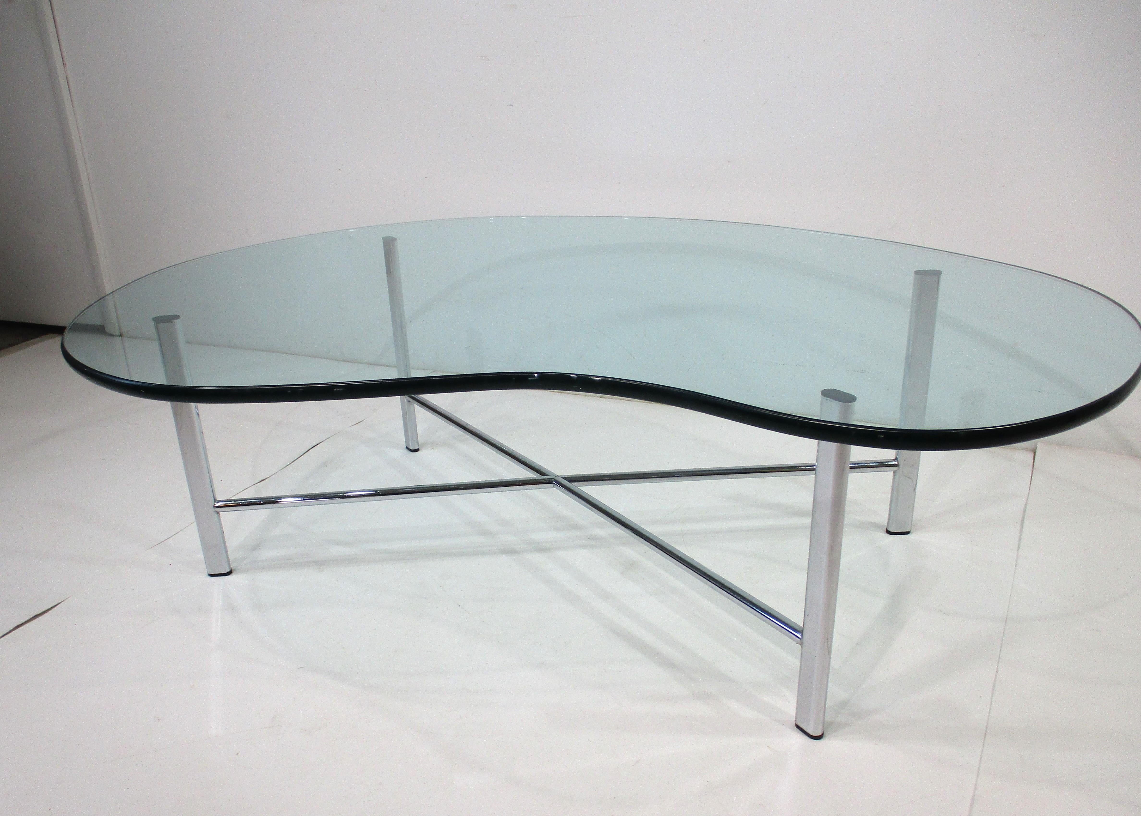 Mid-Century Modern Mid Century Biomorphic Glass / Chrome Coffee Table in the style of Colombo
