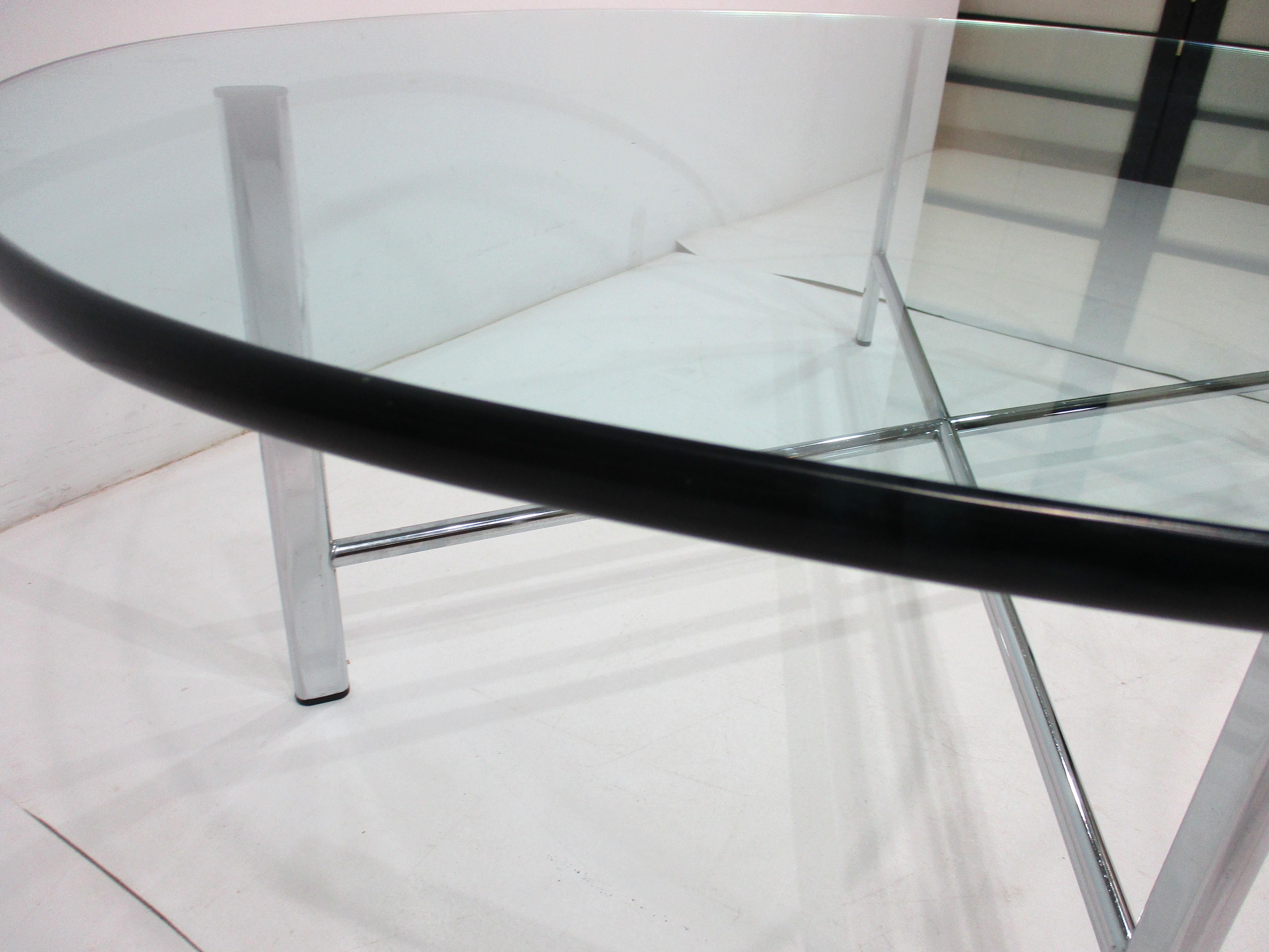 Mid Century Biomorphic Glass / Chrome Coffee Table in the style of Colombo 2