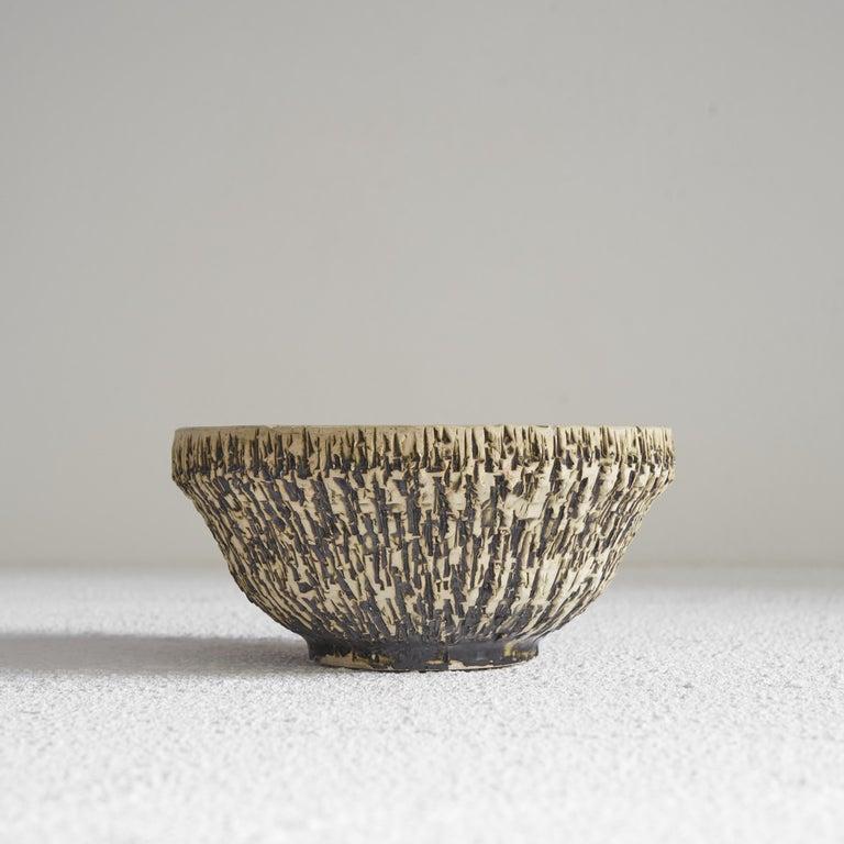 Mid-Century moderno Ciotola in ceramica 'Birch Bark' di metà secolo in vendita