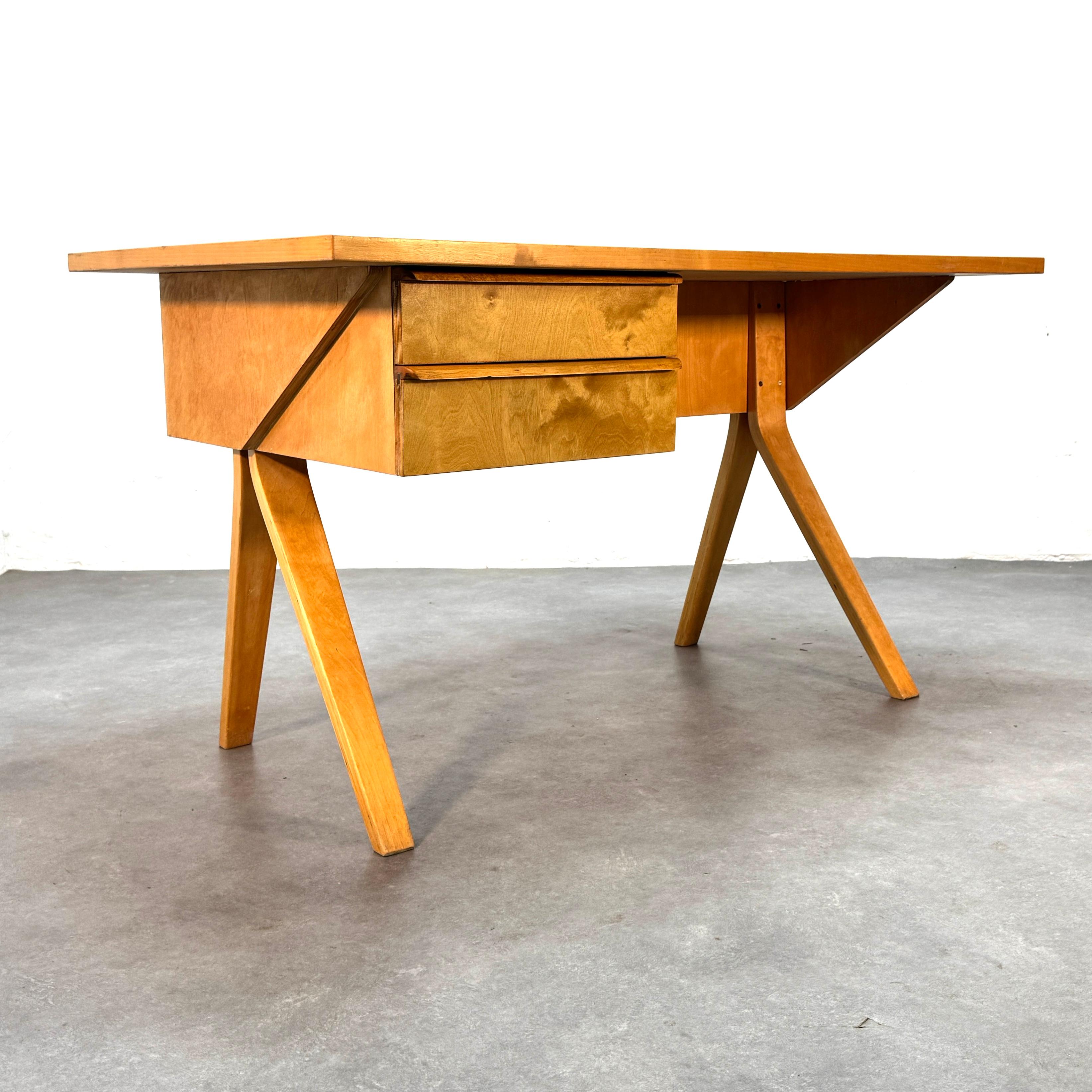 Mid-century birch desk by Cees Braakman for UMS Pastoe For Sale 4