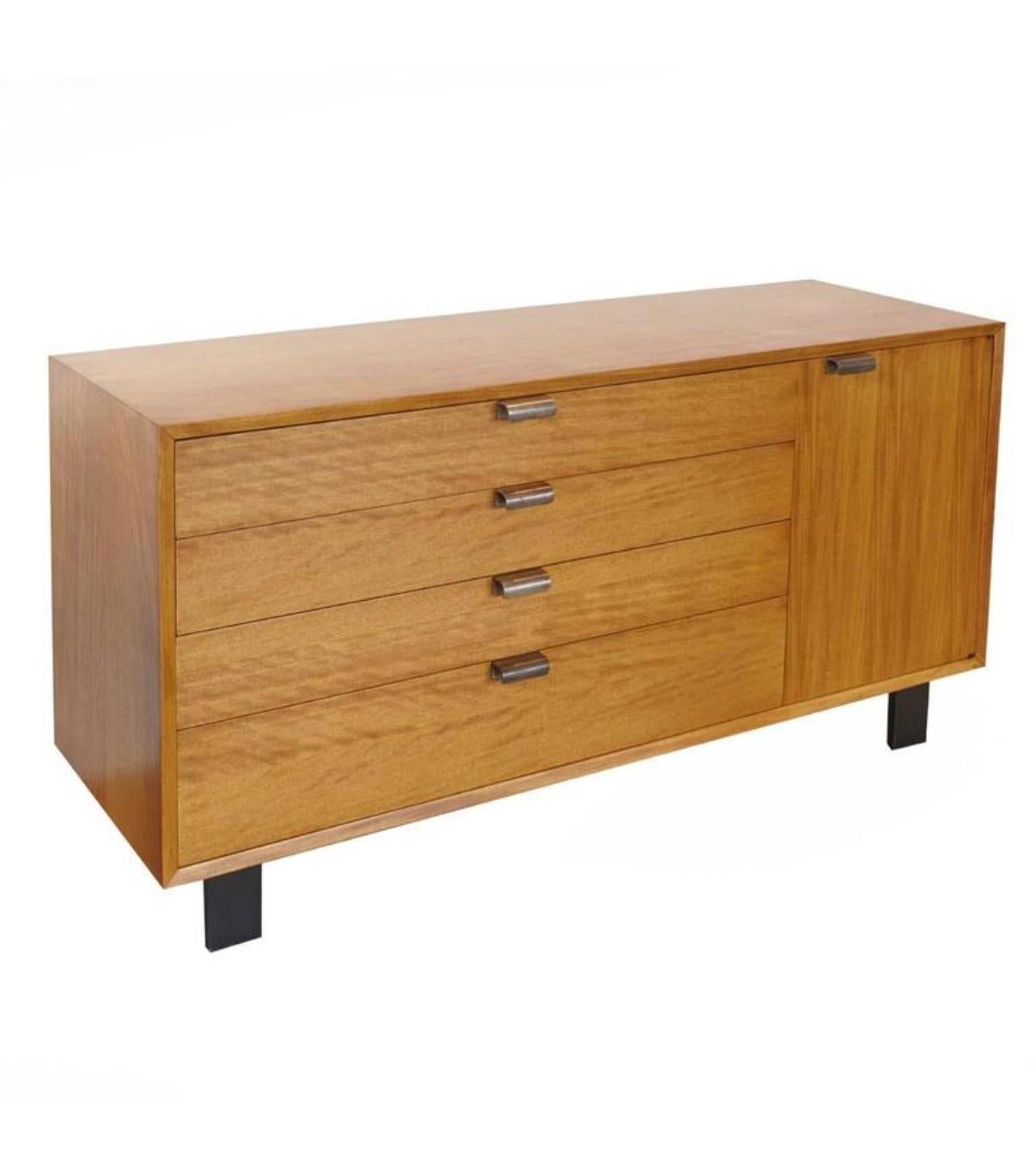 Mueble aparador de abedul de mediados de siglo de George Nelson Herman Miller Moderno de mediados de siglo en venta