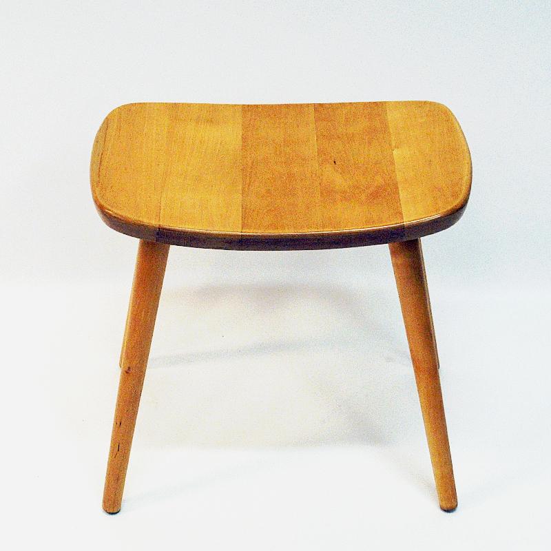 Midcentury Birch Stool Palle by Yngve Ekström, 1950s, Sweden In Good Condition In Stockholm, SE