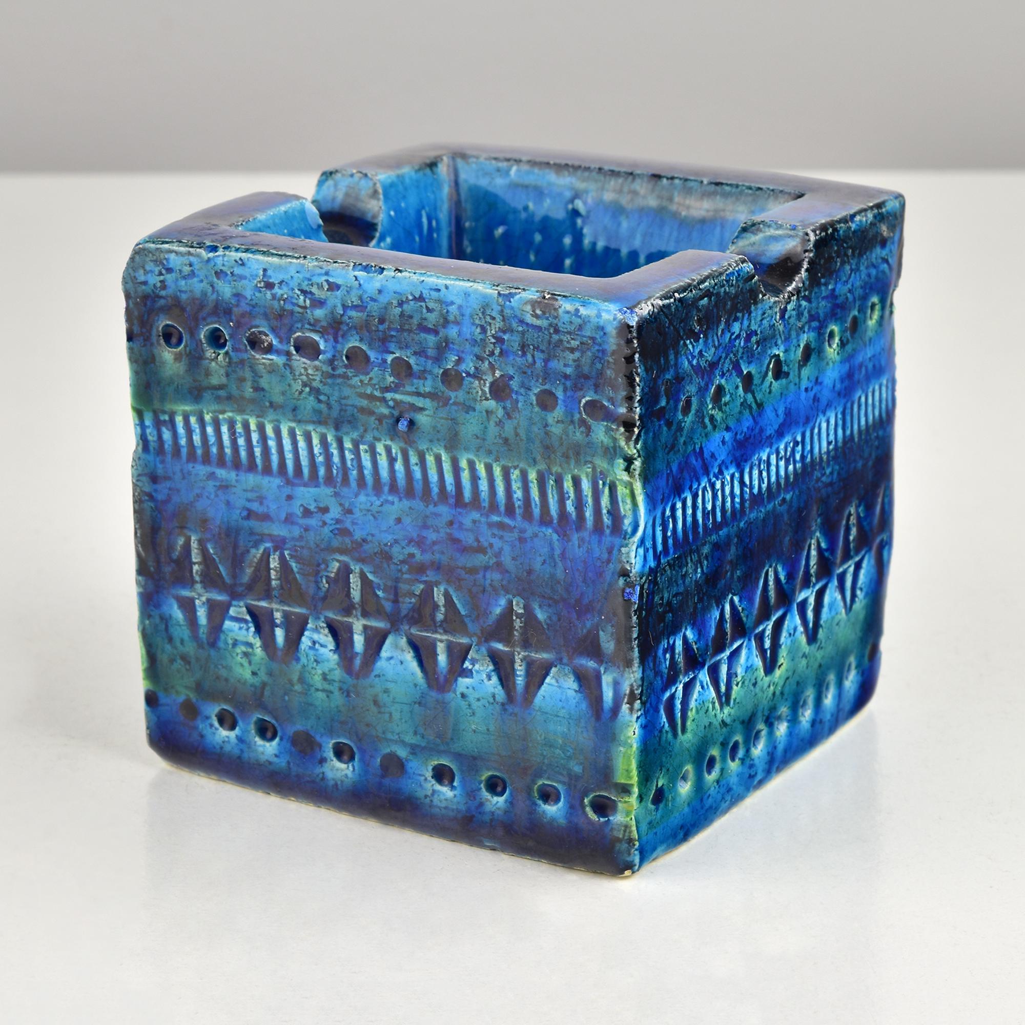 Mid-Century Bitossi Aldo Londi Cubus Aschenbecher, Rimini Blue Glaze (Keramik) im Angebot