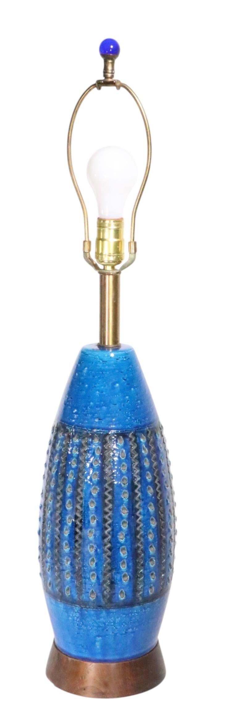 Mid Century Bitossi Rimini Table Lamp after Aldo Londi Made in Itay c. 1960's For Sale 3