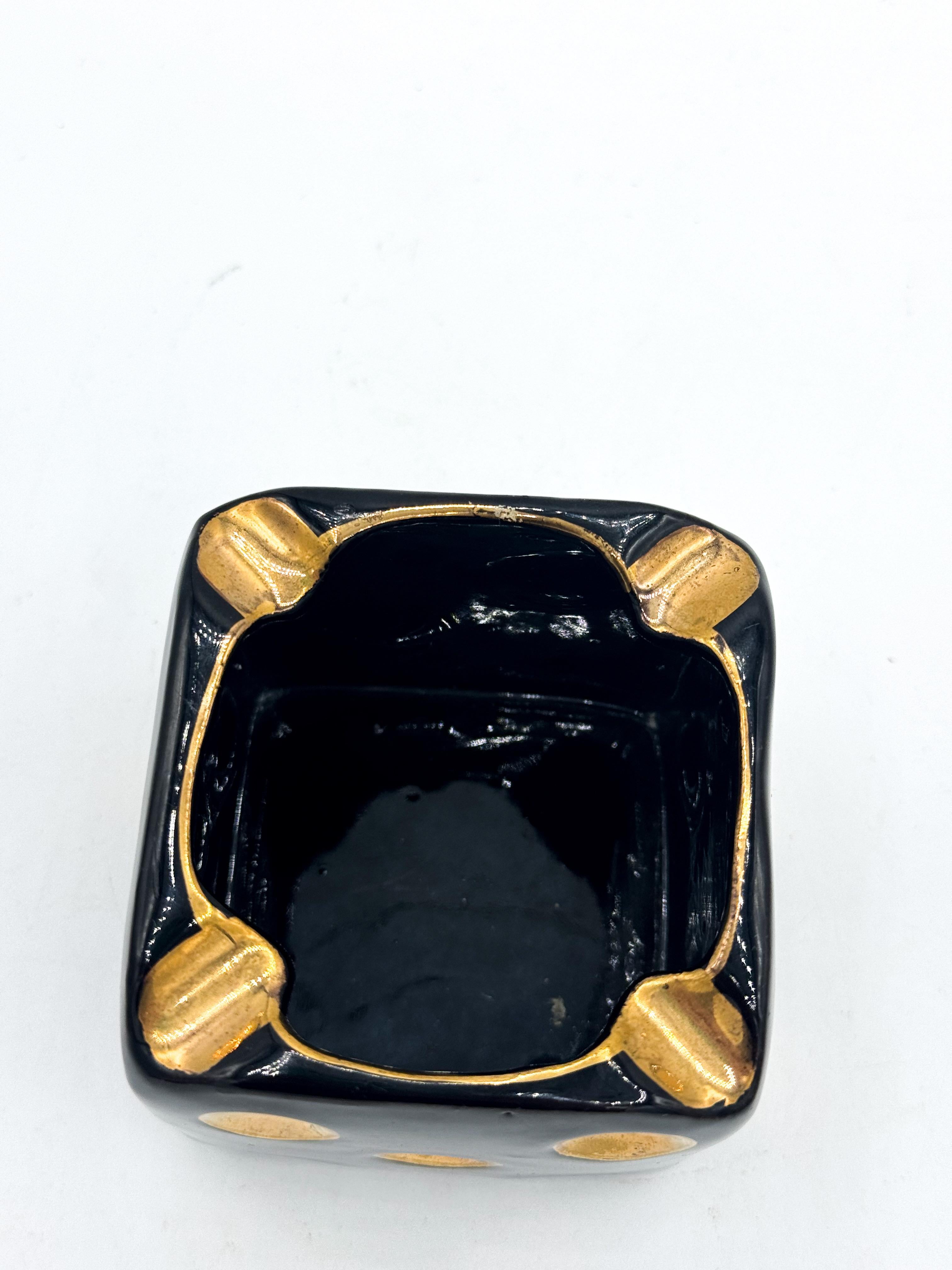 Mid-Century Black and Gold Dice Ashtray, 1950s Ceramic Tabletop Object In Good Condition For Sale In Toronto, CA