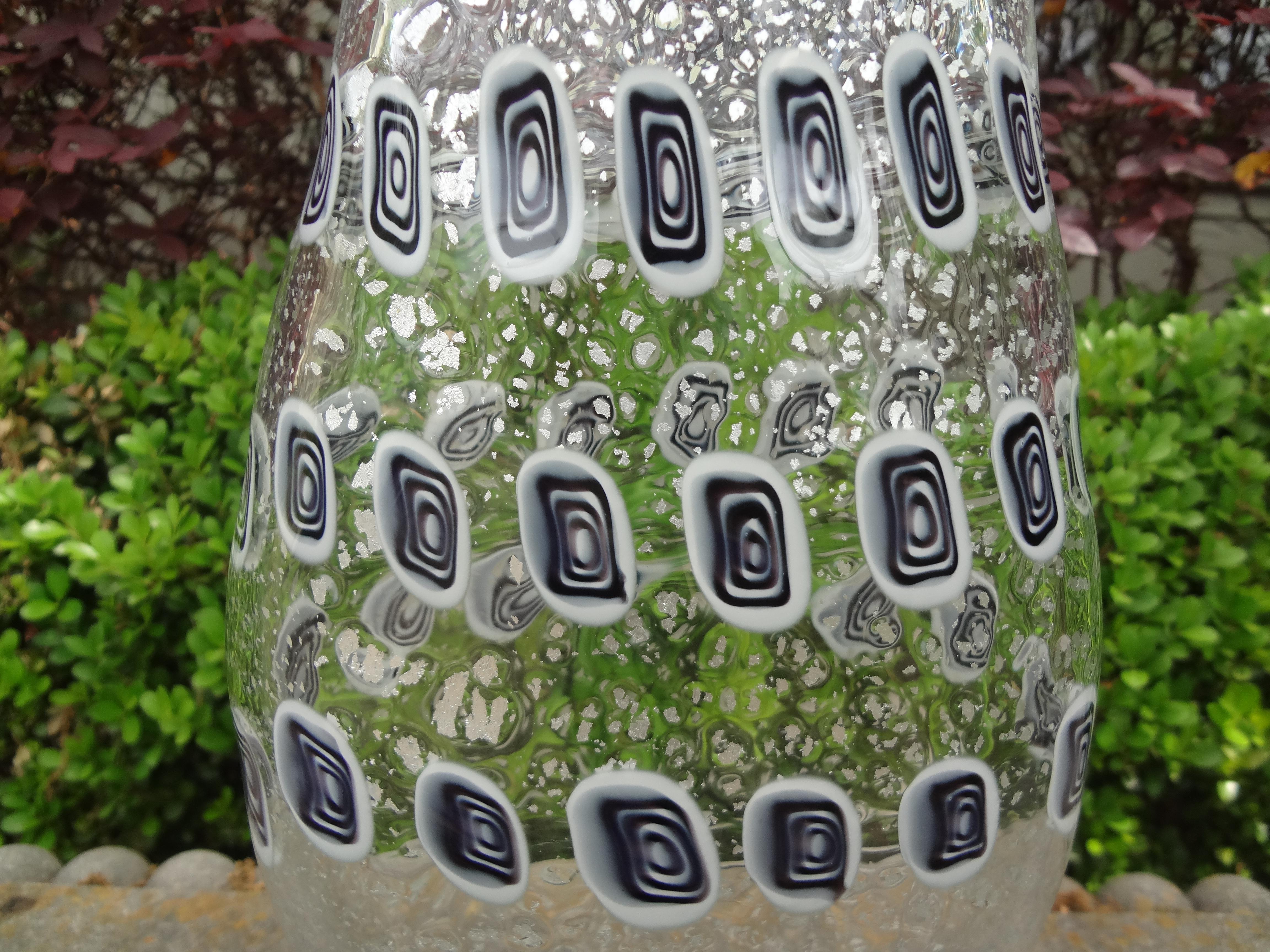 Vase aus schwarzem und weißem Muranoglas von Formentello aus der Mitte des Jahrhunderts im Angebot 7