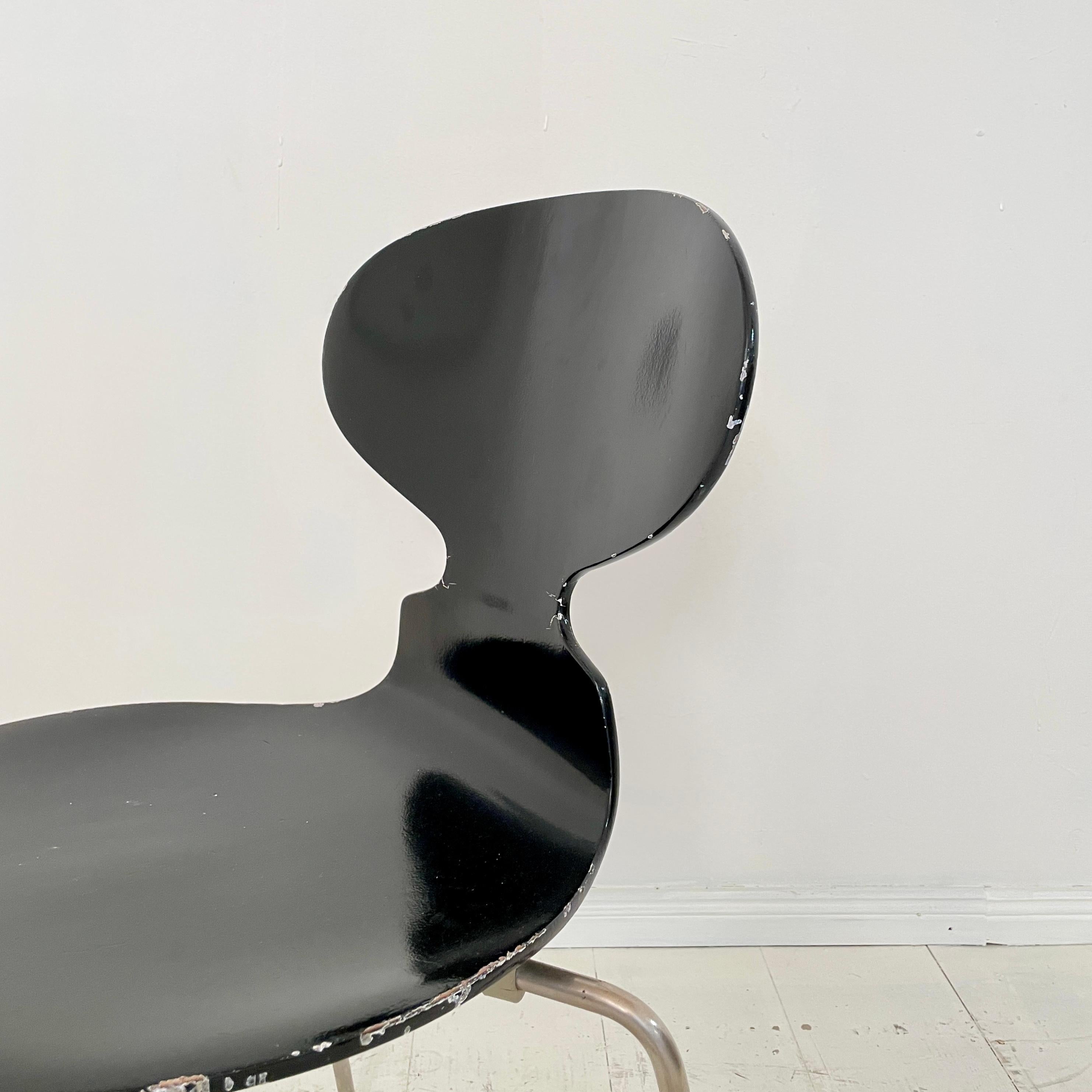 Mid-Century Black Ant Chair by Arne Jacobsen for Fritz Hansen, around 1957 In Good Condition In Berlin, DE