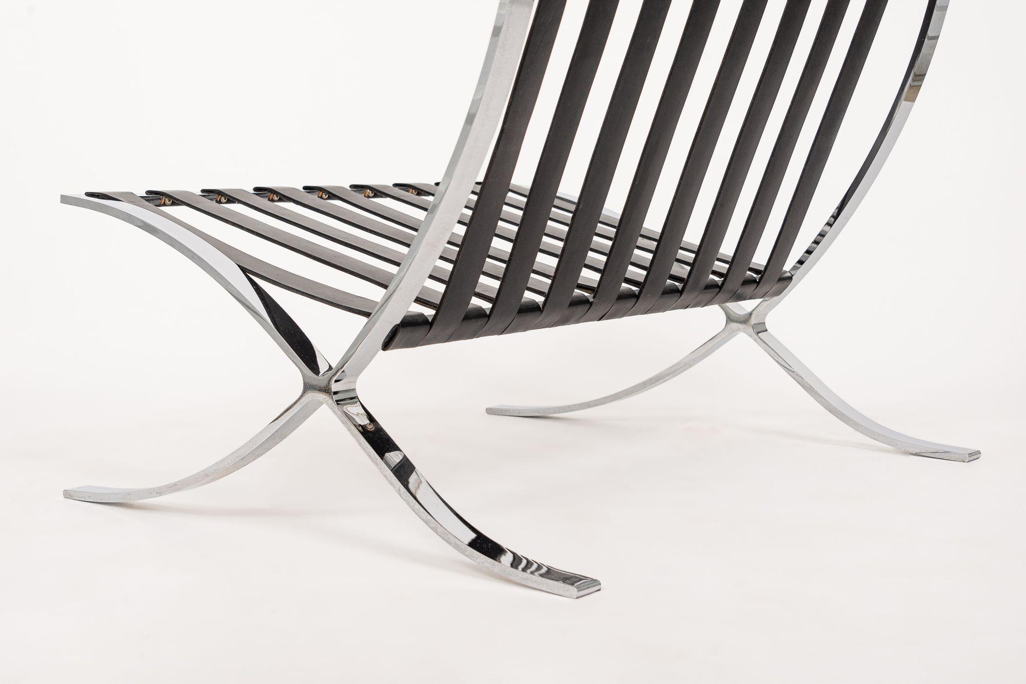 Silla Barcelona negra de mediados de siglo de Mies van der Rohe para Knoll 8