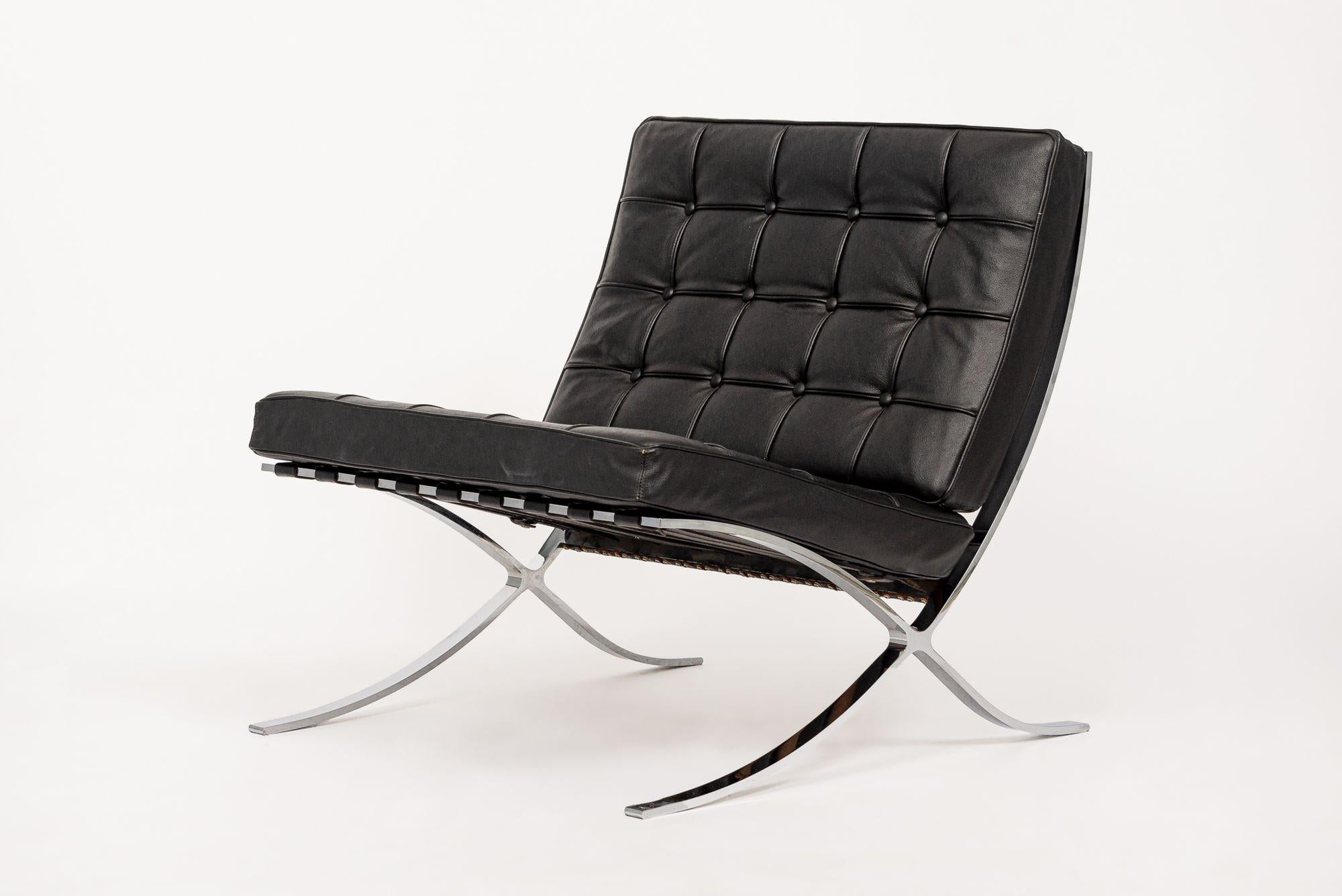 Mid-Century Modern Mid Century Black Barcelona Chair by Mies van der Rohe for Knoll