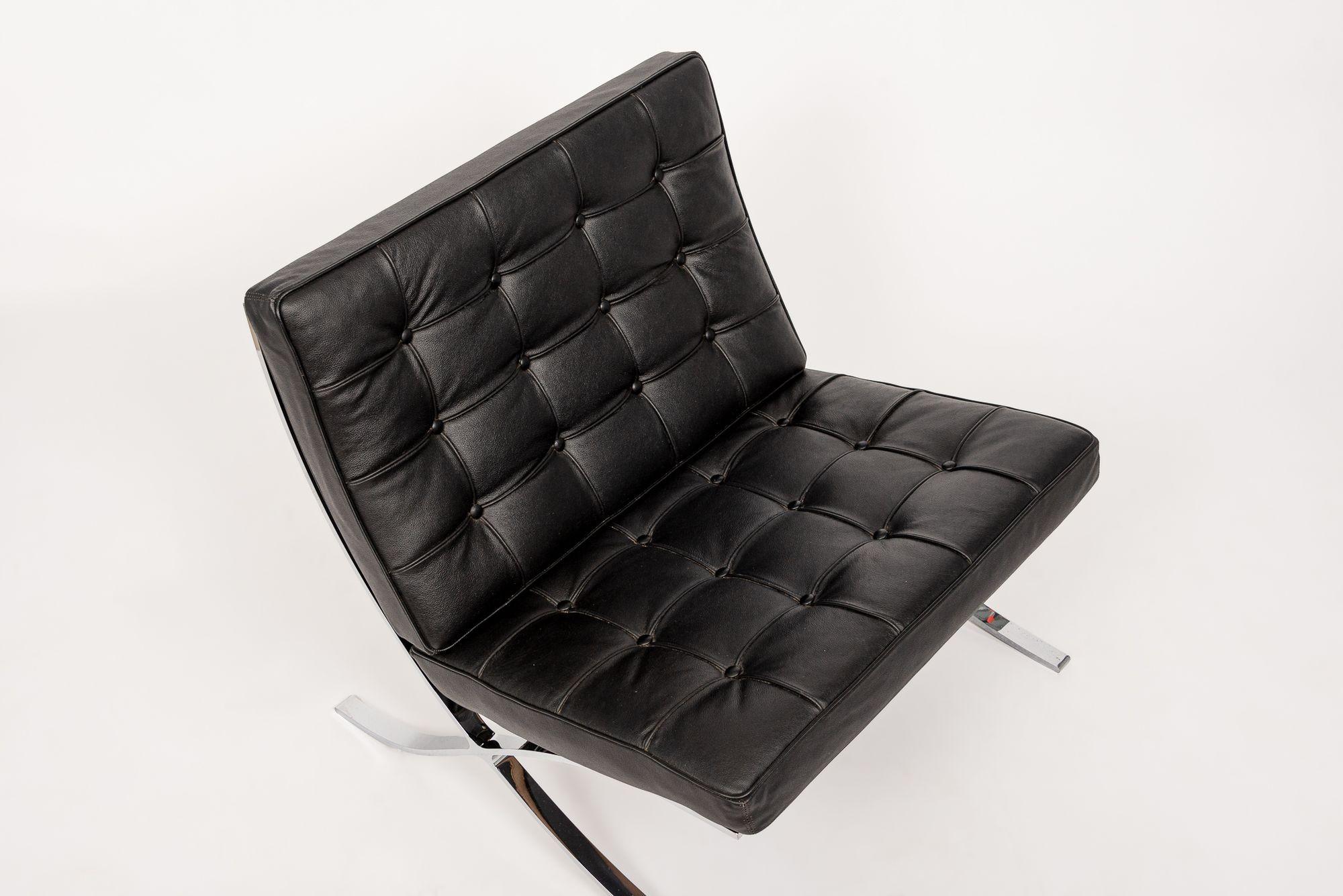 Silla Barcelona negra de mediados de siglo de Mies van der Rohe para Knoll Estadounidense