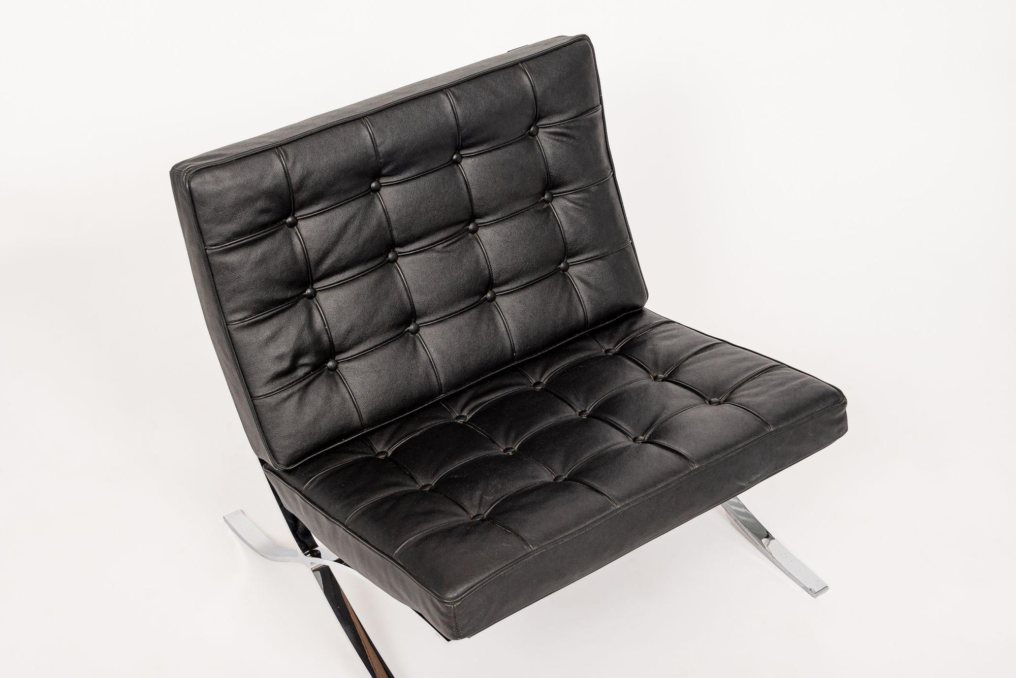 Mid Century Black Barcelona Chairs by Mies van der Rohe for Knoll 1