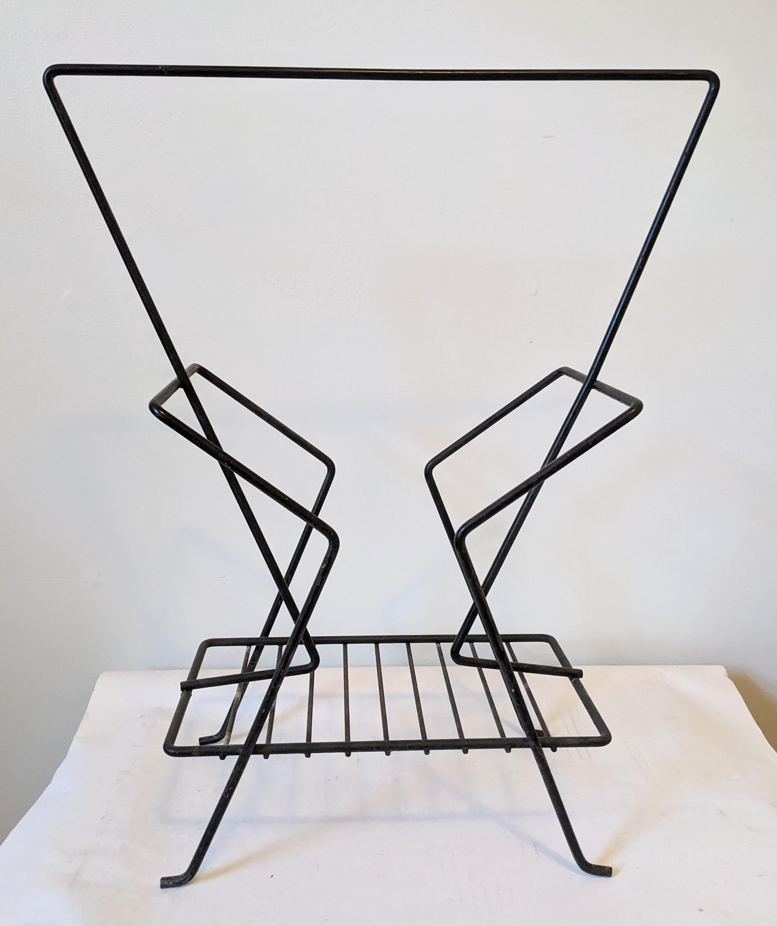 Mid Century Black Enamel Wire Accessory Ensemble For Sale 3
