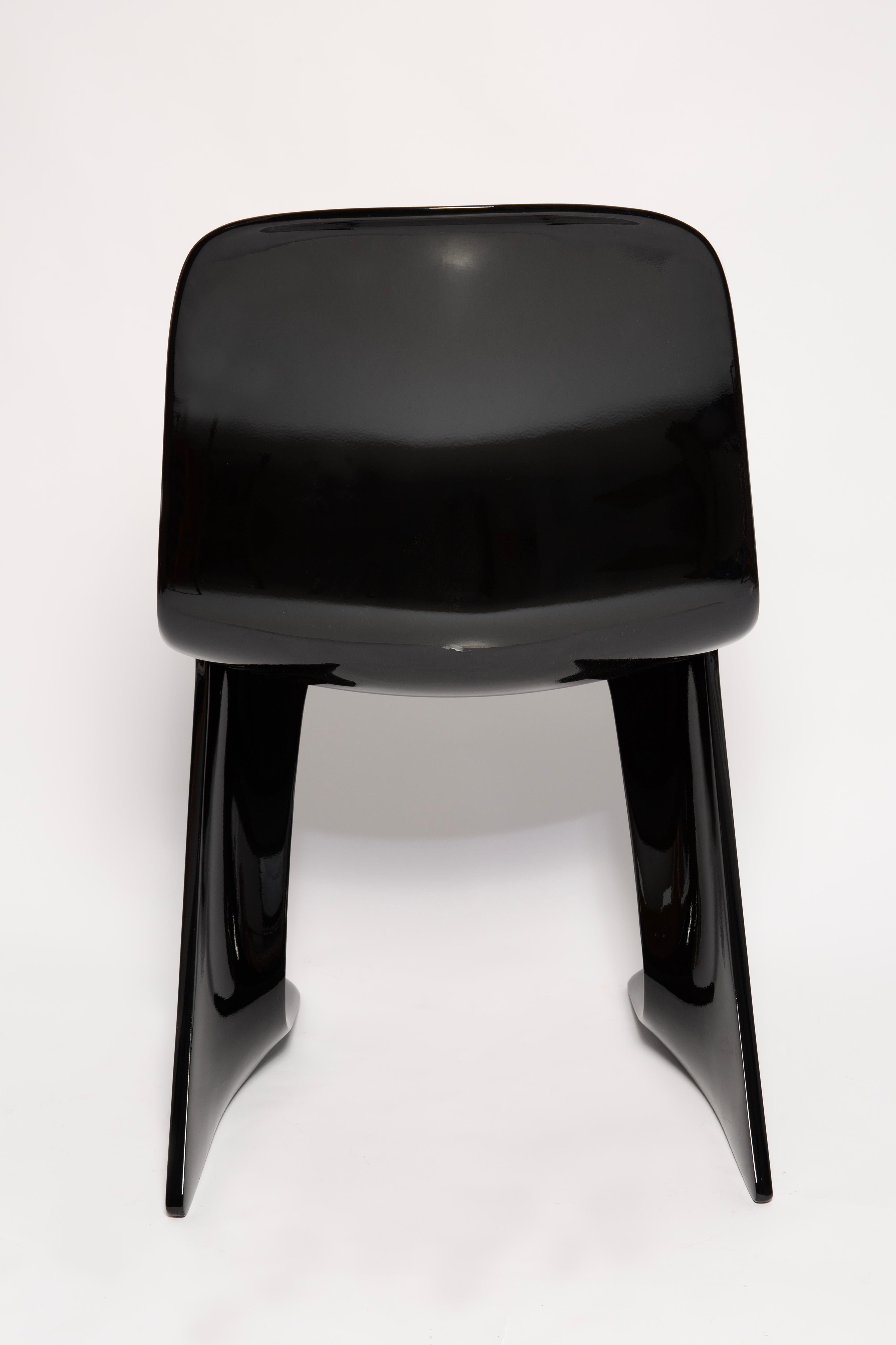 XX secolo Sedia canguro nera lucida di metà secolo disegnata da Ernst Moeckl, Germania, anni '60 in vendita