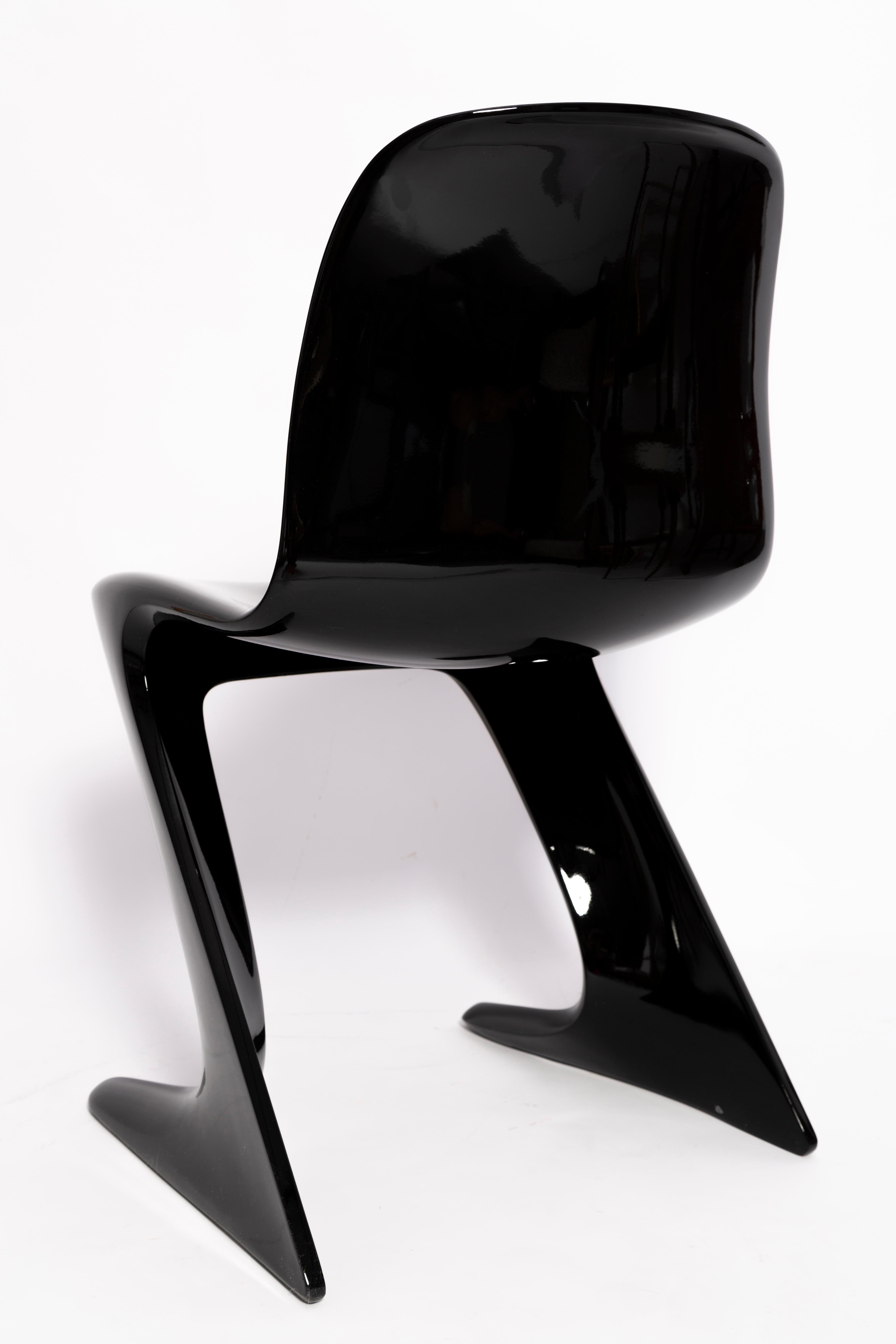 Fiberglass Mid Century Black Glossy Kangaroo Chair Designed by Ernst Moeckl, Germany, 1960s For Sale