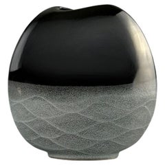 Vase noir-gris du milieu du siècle par Idea Studio 