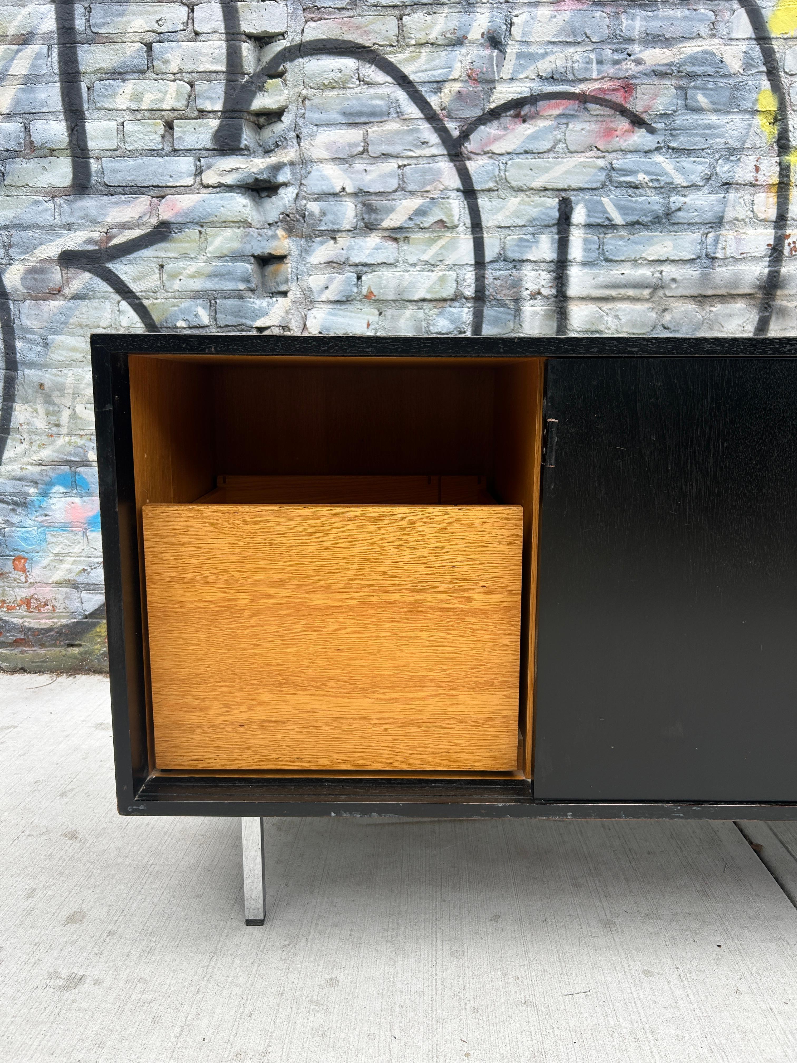 Mid century Black Lacquer Florence Knoll office Cabinet Credenza leather pulls In Good Condition In BROOKLYN, NY