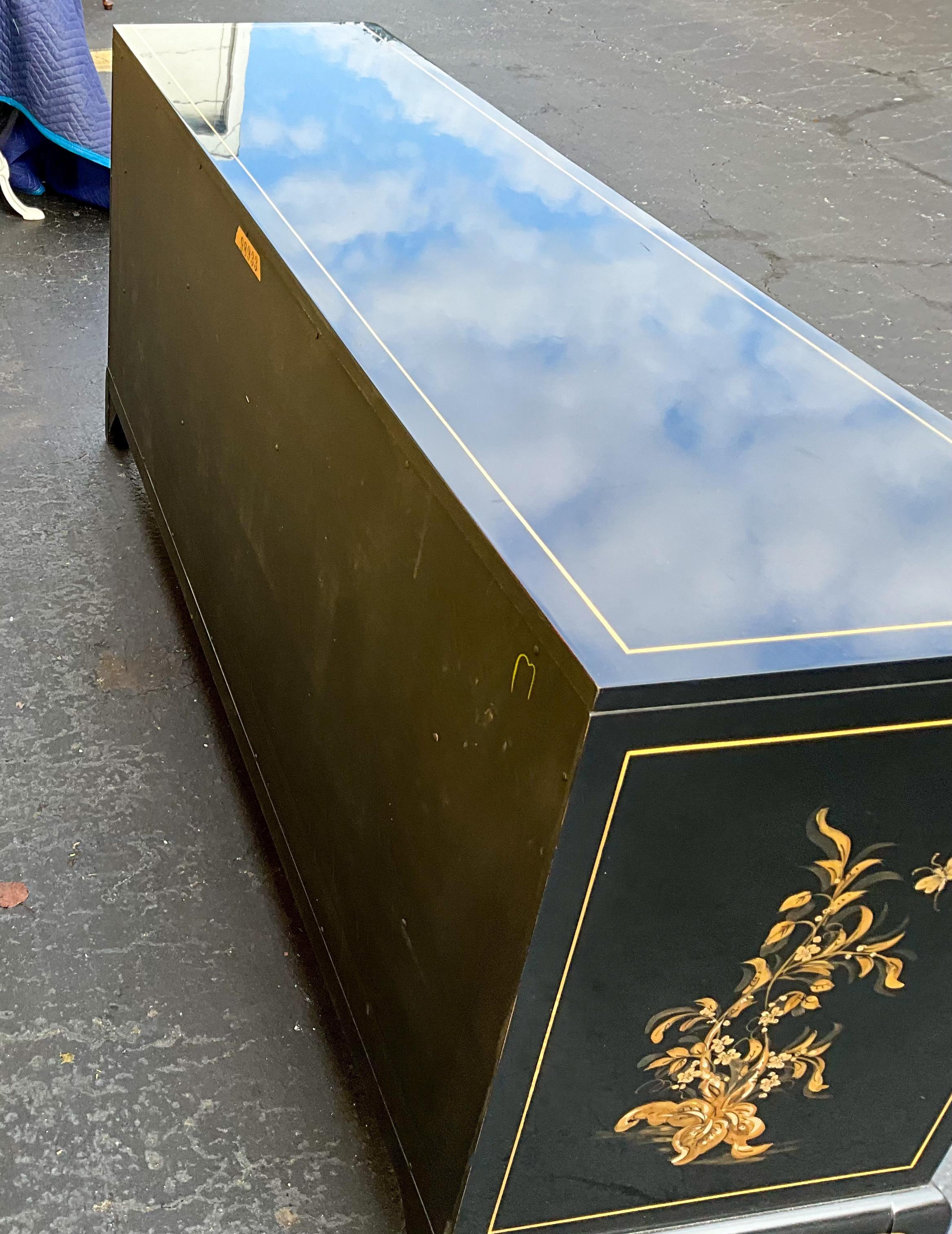 Mid-Century Black Lacquer Modern Campaign Style Chinoiserie Credenza / Chest  In Good Condition For Sale In Kennesaw, GA