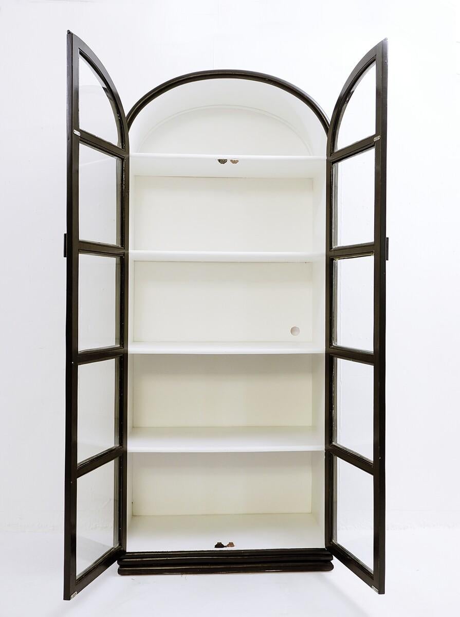 Mid-century black lacquer Rattan and Bamboo Arched top display shelf Bookcase  4