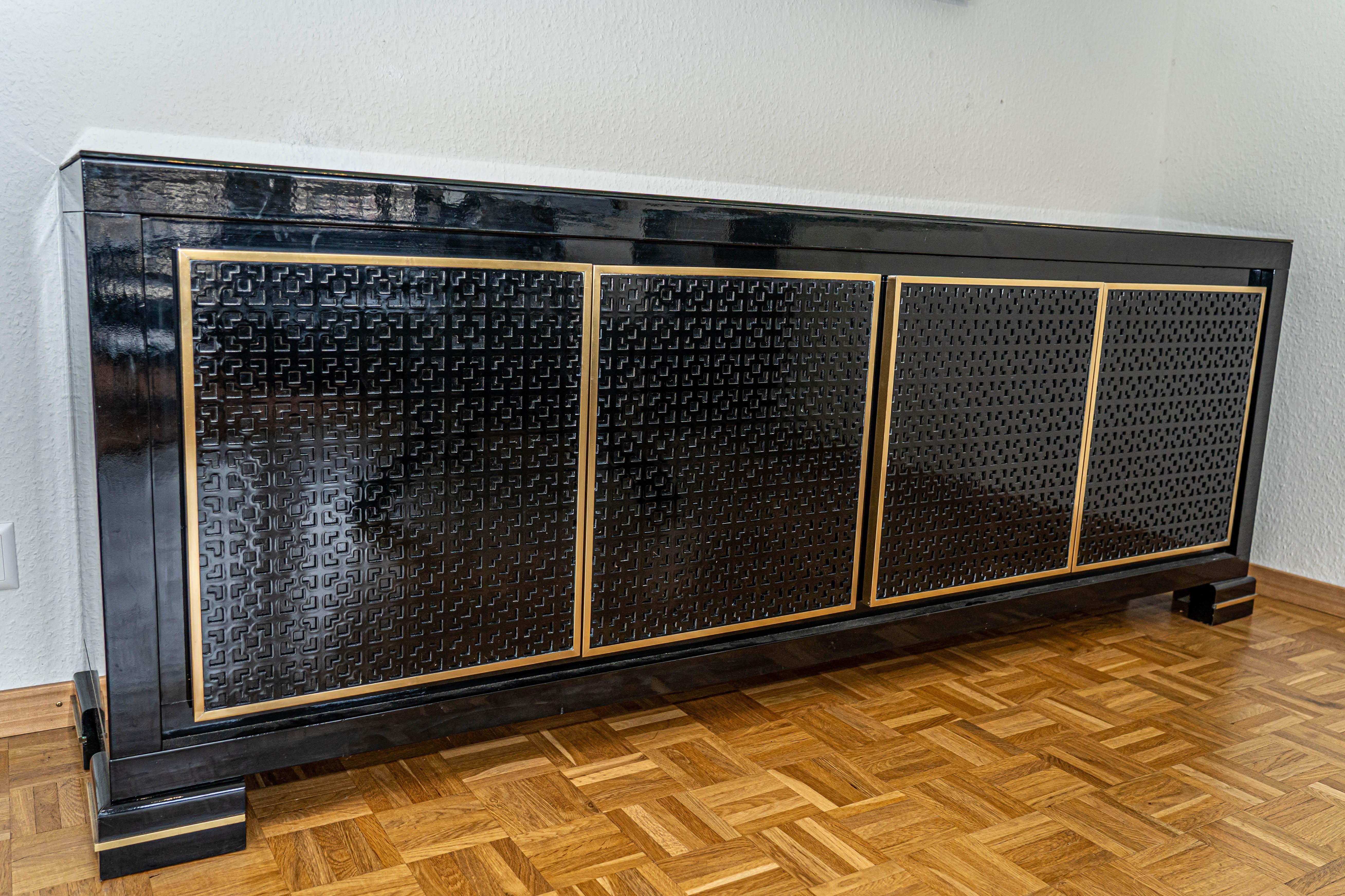 Late 20th Century Midcentury Black Lacquered Italian Credenza with Gold Leaf Glass Top