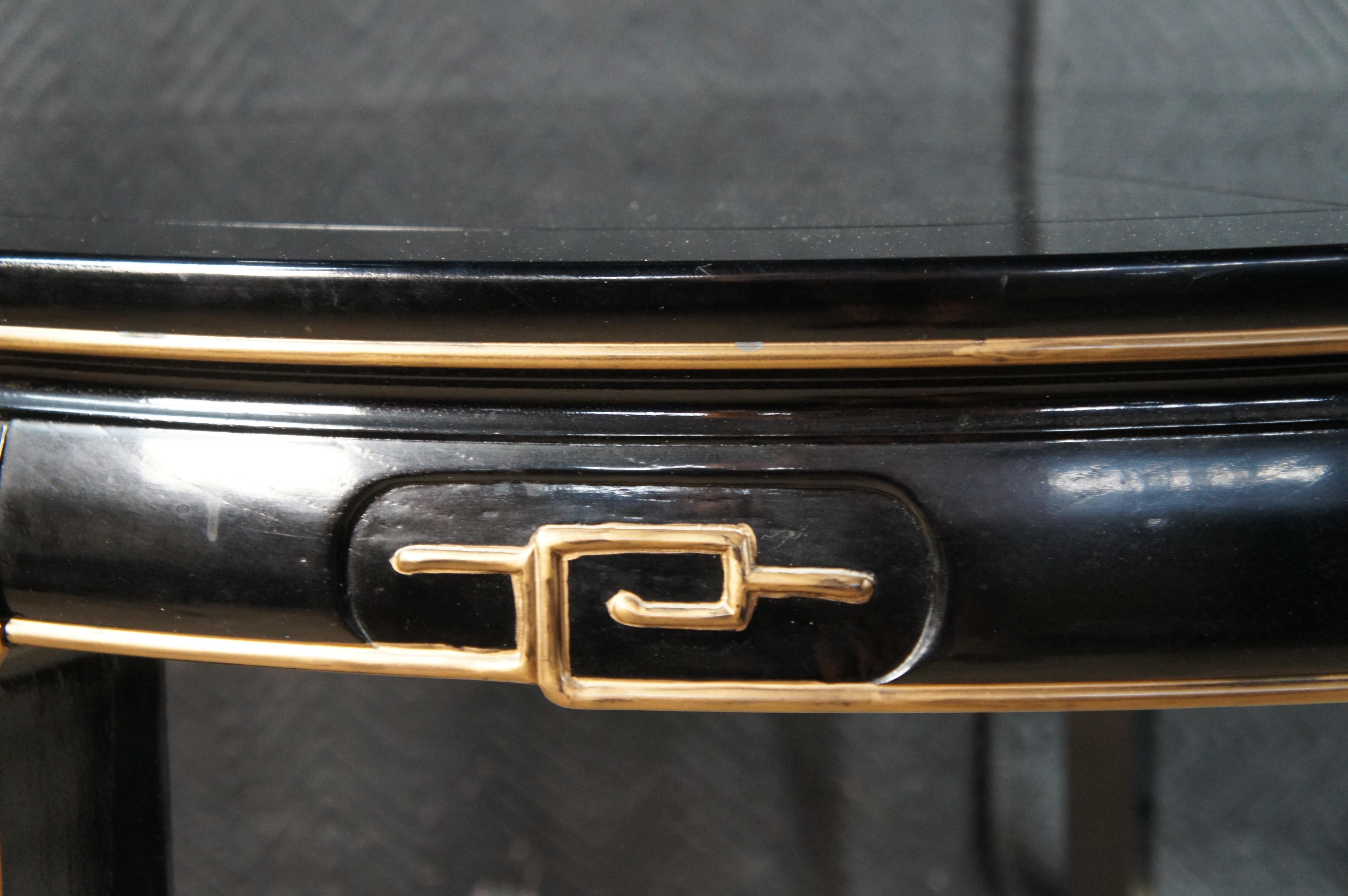 Mid Century Black Lacquered Oriental Chinoiserie Round Extendable Dining Table For Sale 1