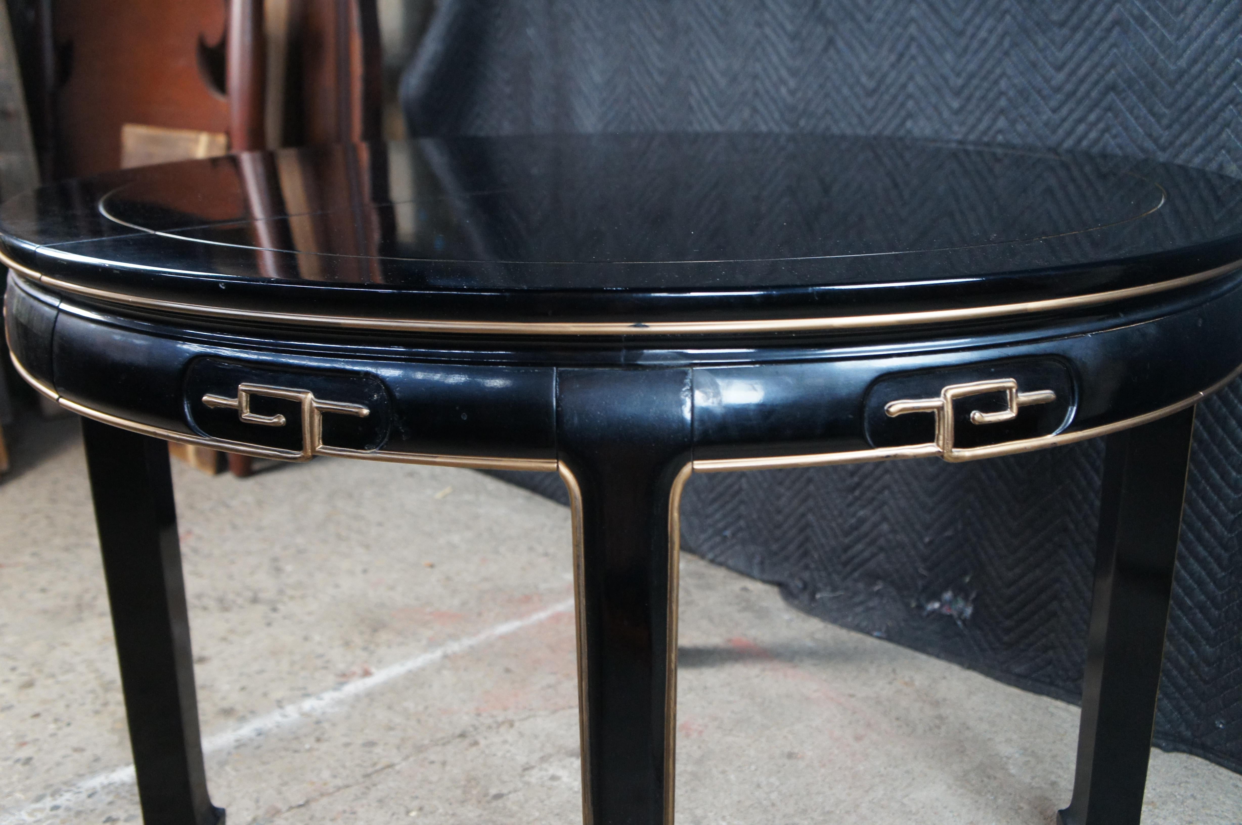 Mid Century Black Lacquered Oriental Chinoiserie Round Extendable Dining Table For Sale 3