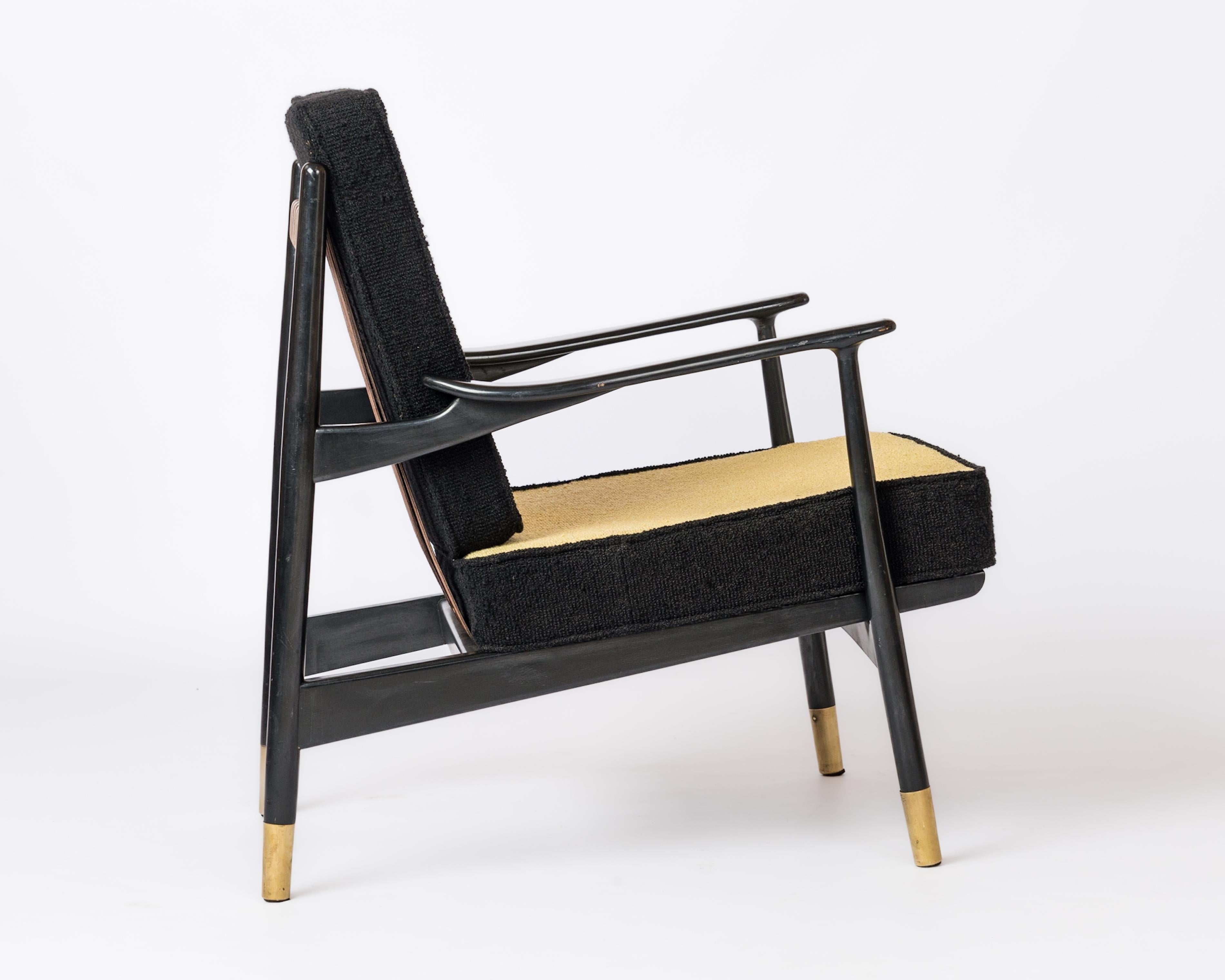 Mid-20th Century Mid Century Black Lacquered Wood Armchair in style of Gio Ponti - Italy 1960's For Sale