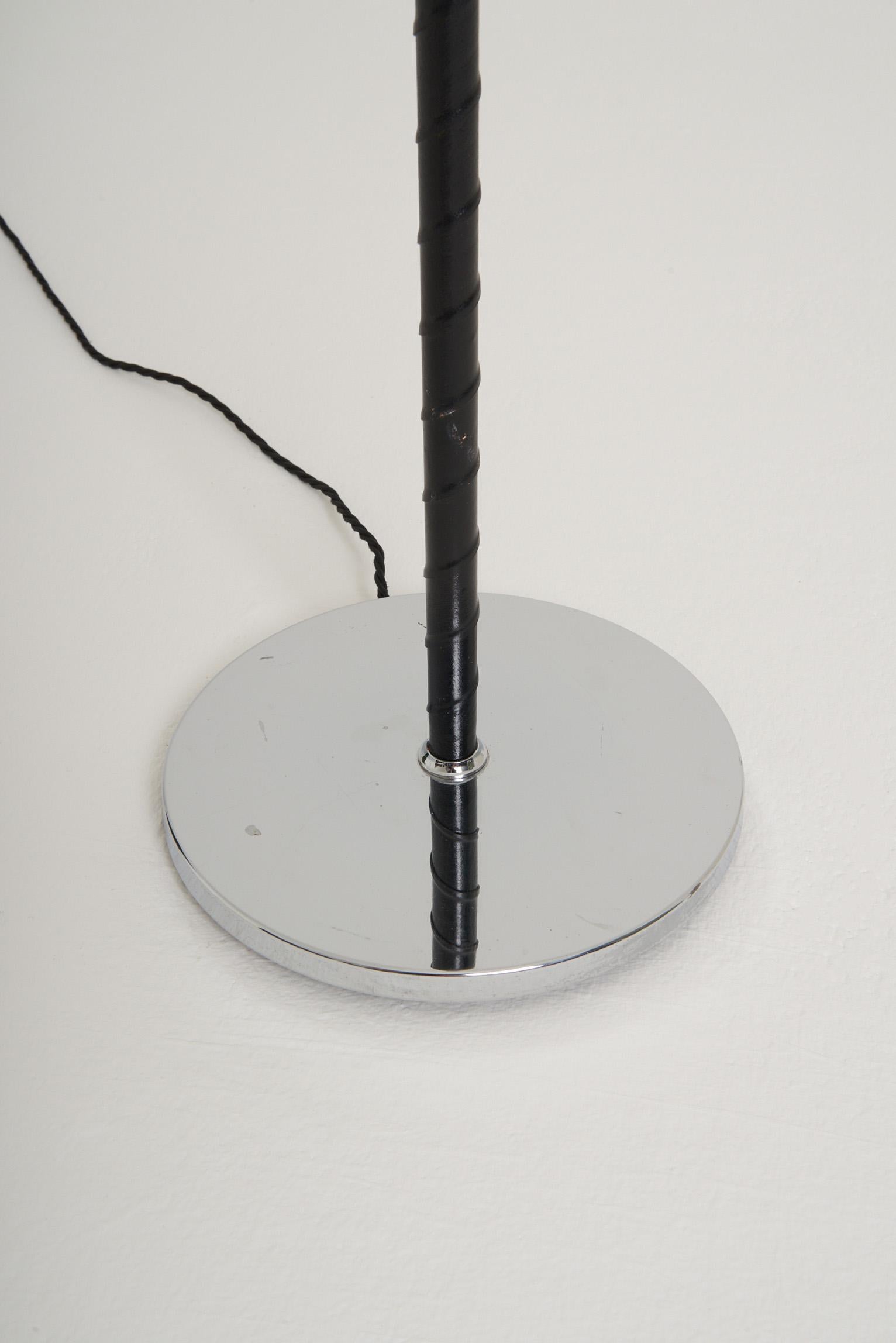 20th Century Mid-Century Black Leather and Nickel Floor Lamp For Sale