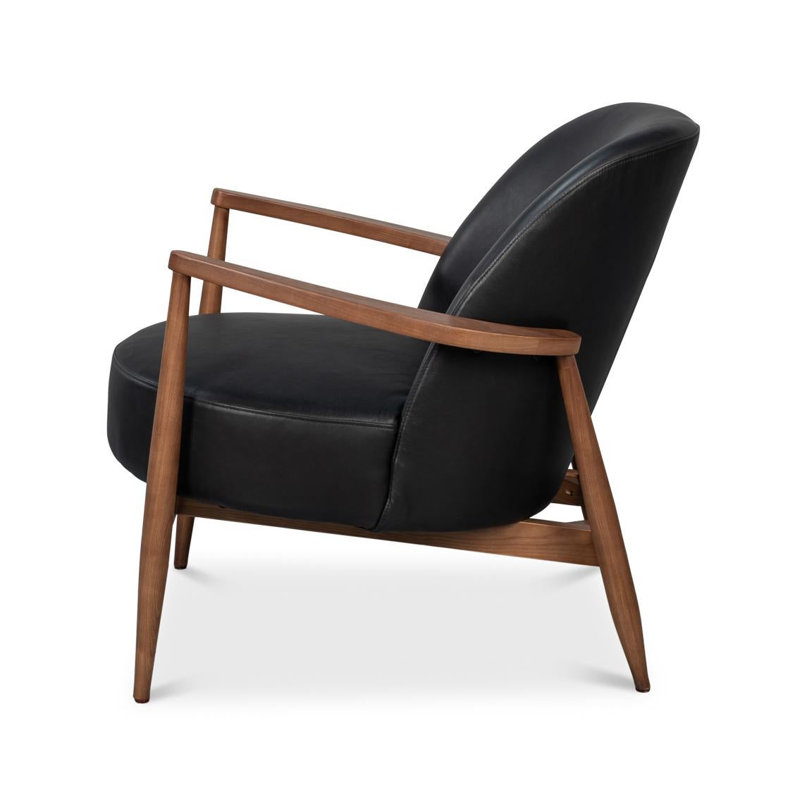 Chinois Fauteuil en cuir noir du milieu du siècle en vente