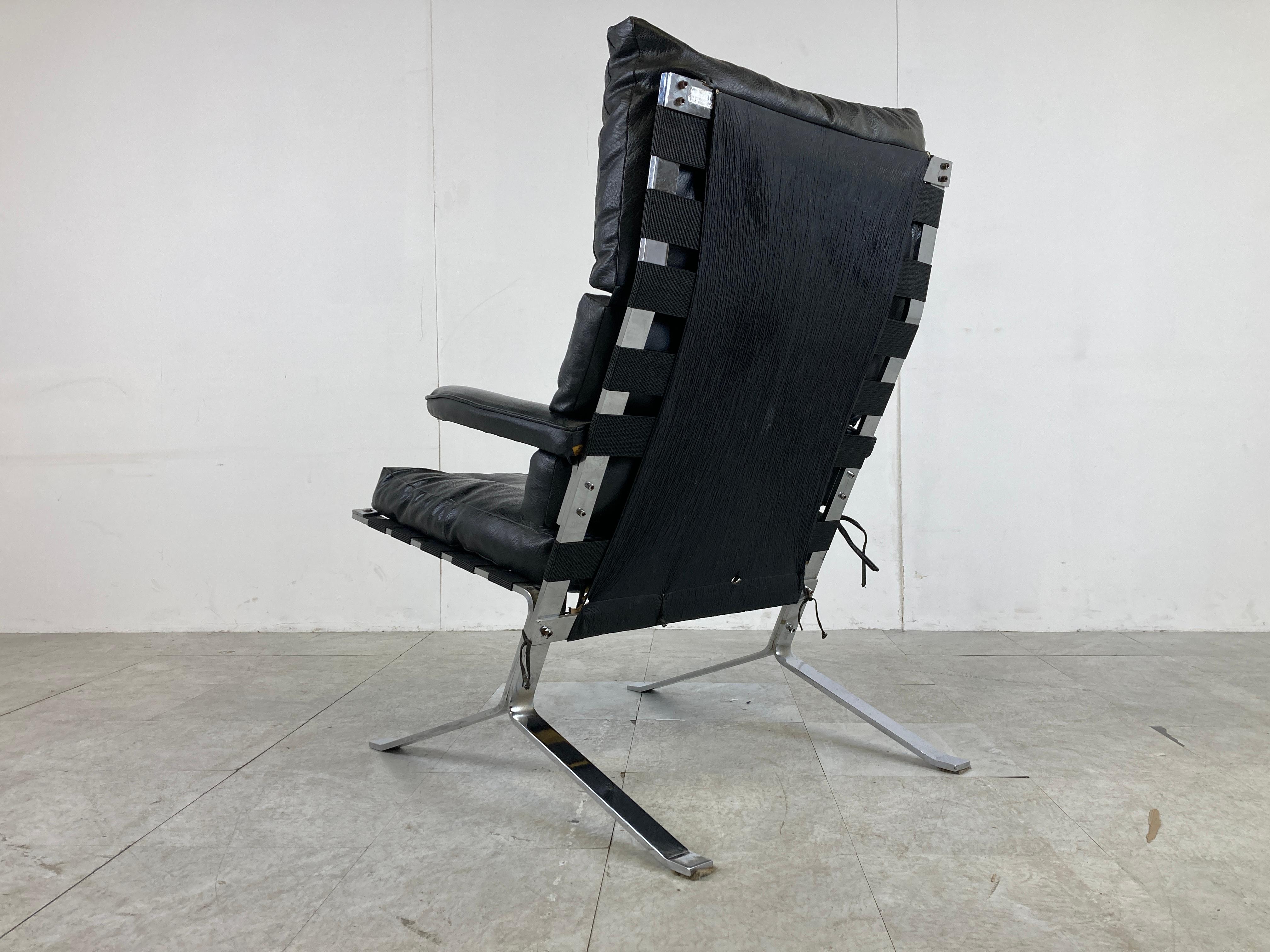 Midcentury Black Leather Armchair, 1970s 2