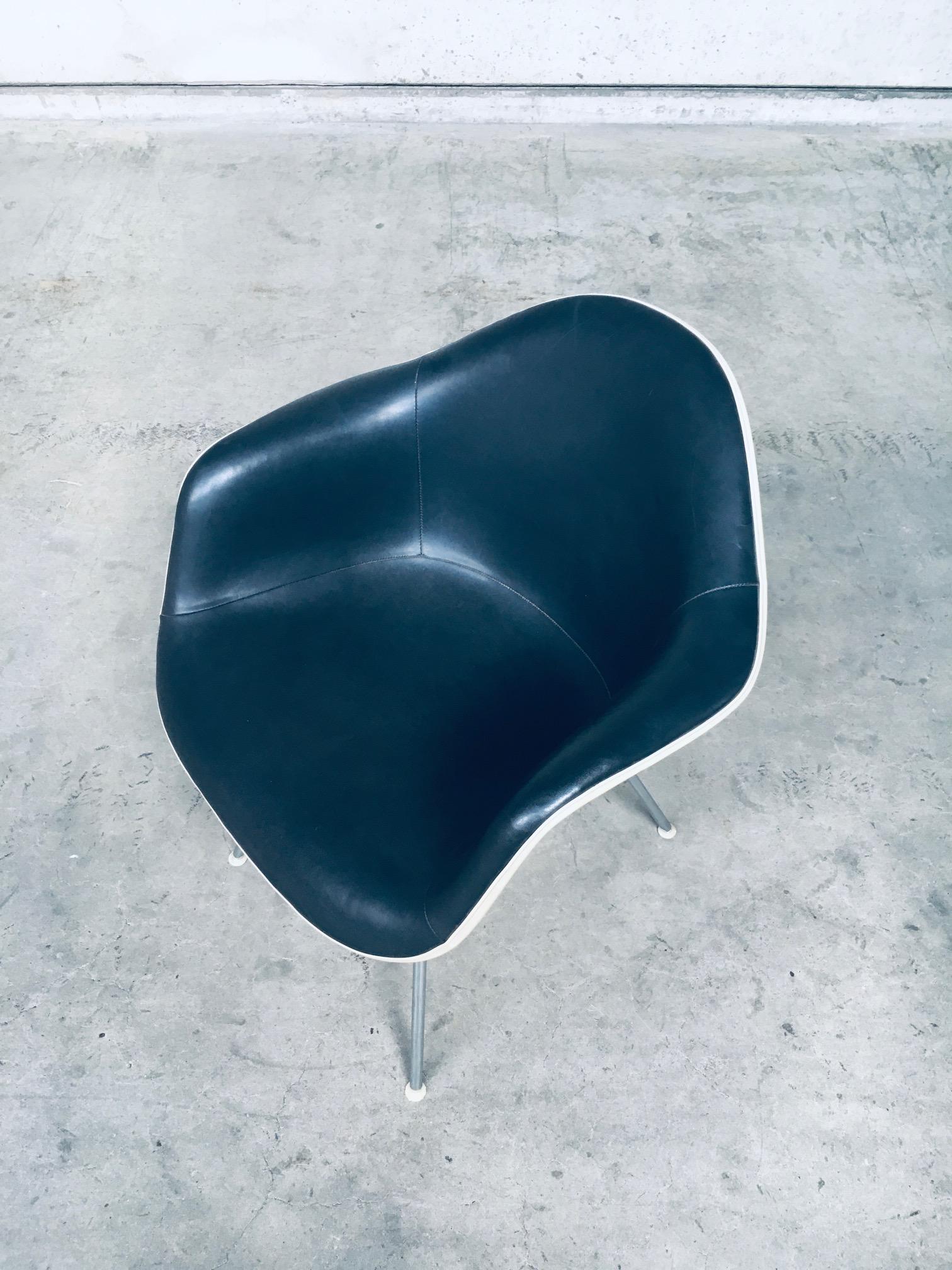 Dax-Sessel aus schwarzem Leder aus der Jahrhundertmitte von Charles & Ray Eames für Herman Miller im Zustand „Gut“ im Angebot in Oud-Turnhout, VAN