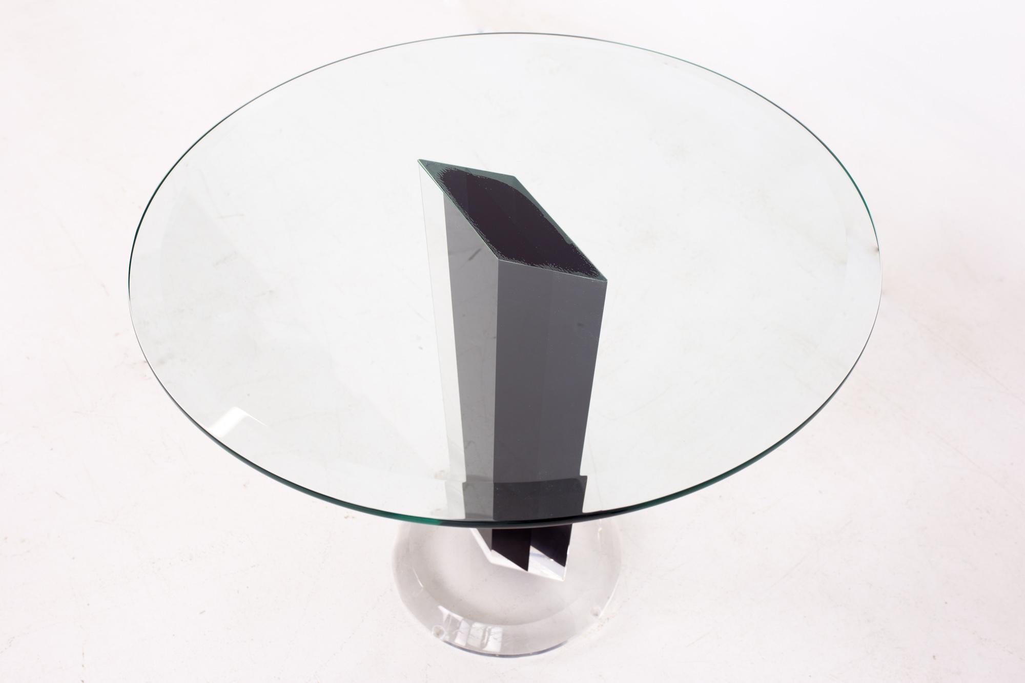 Late 20th Century Mid Century Black Lucite and Glass Round Side End Table For Sale