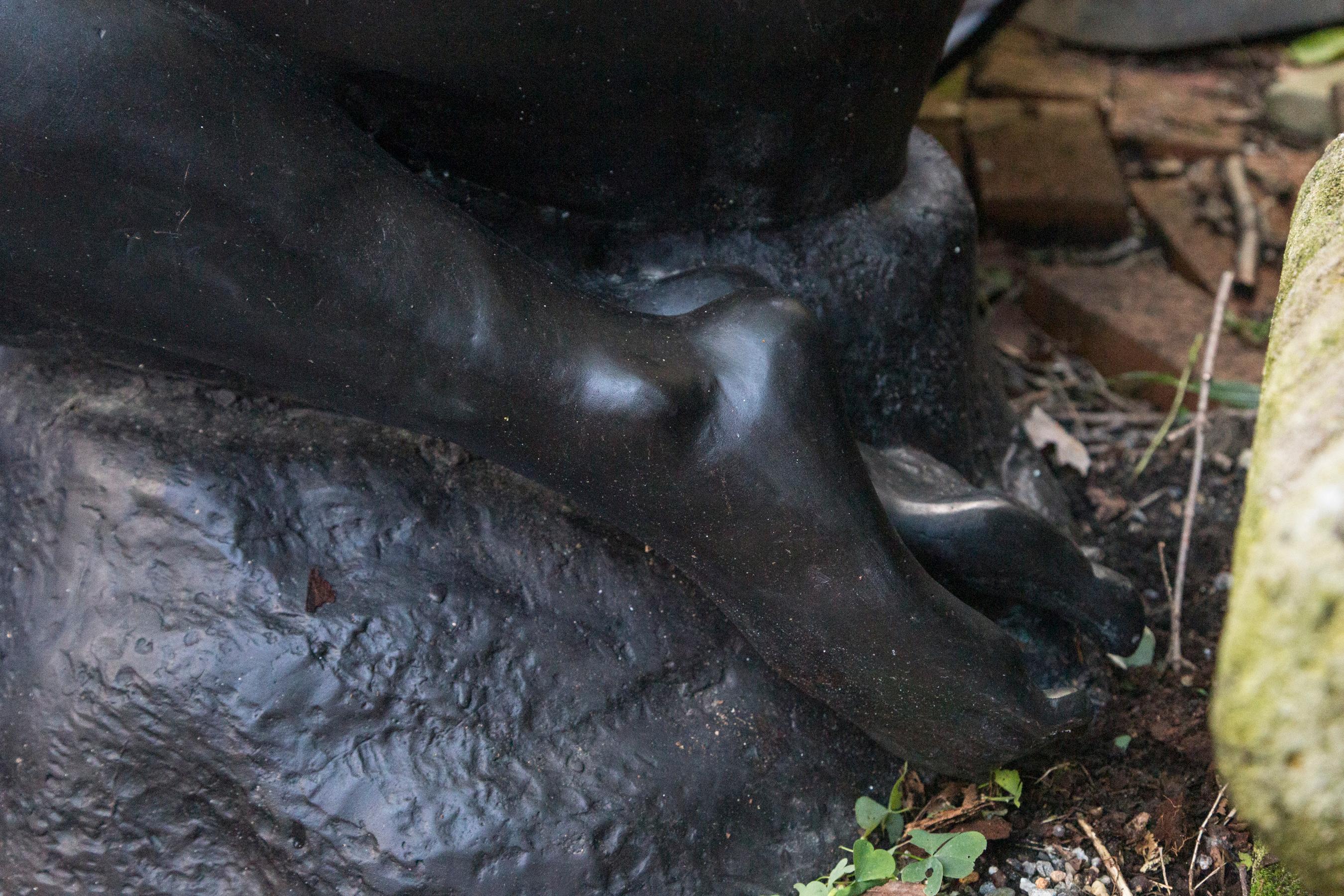 Hand-Carved Mid Century Black Marble Figure of a Sitting Nude Woman For Sale