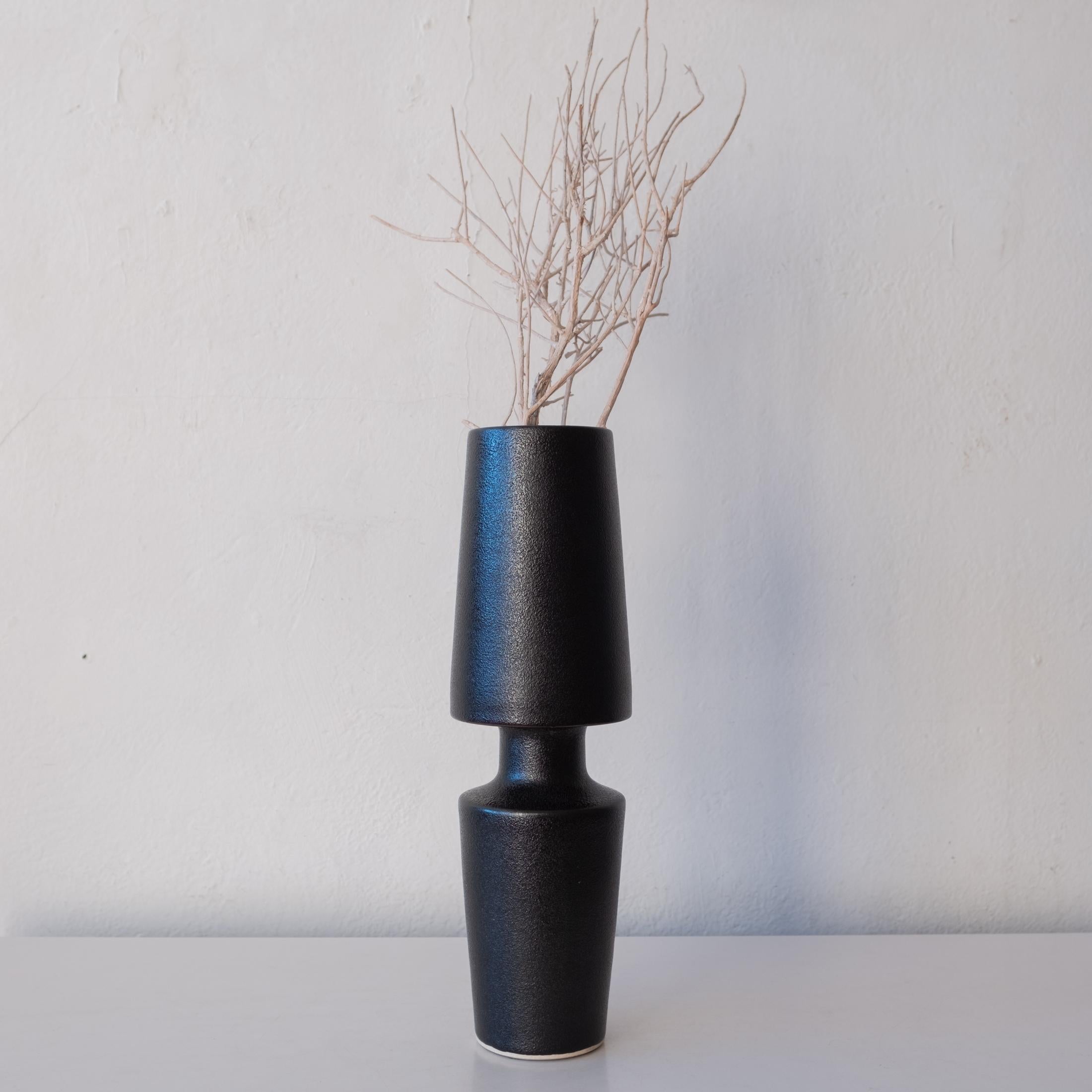 Modernist Ikebana vase with a textured surface. A quality piece with good weight and expertly crafted. Japan, 1960s.