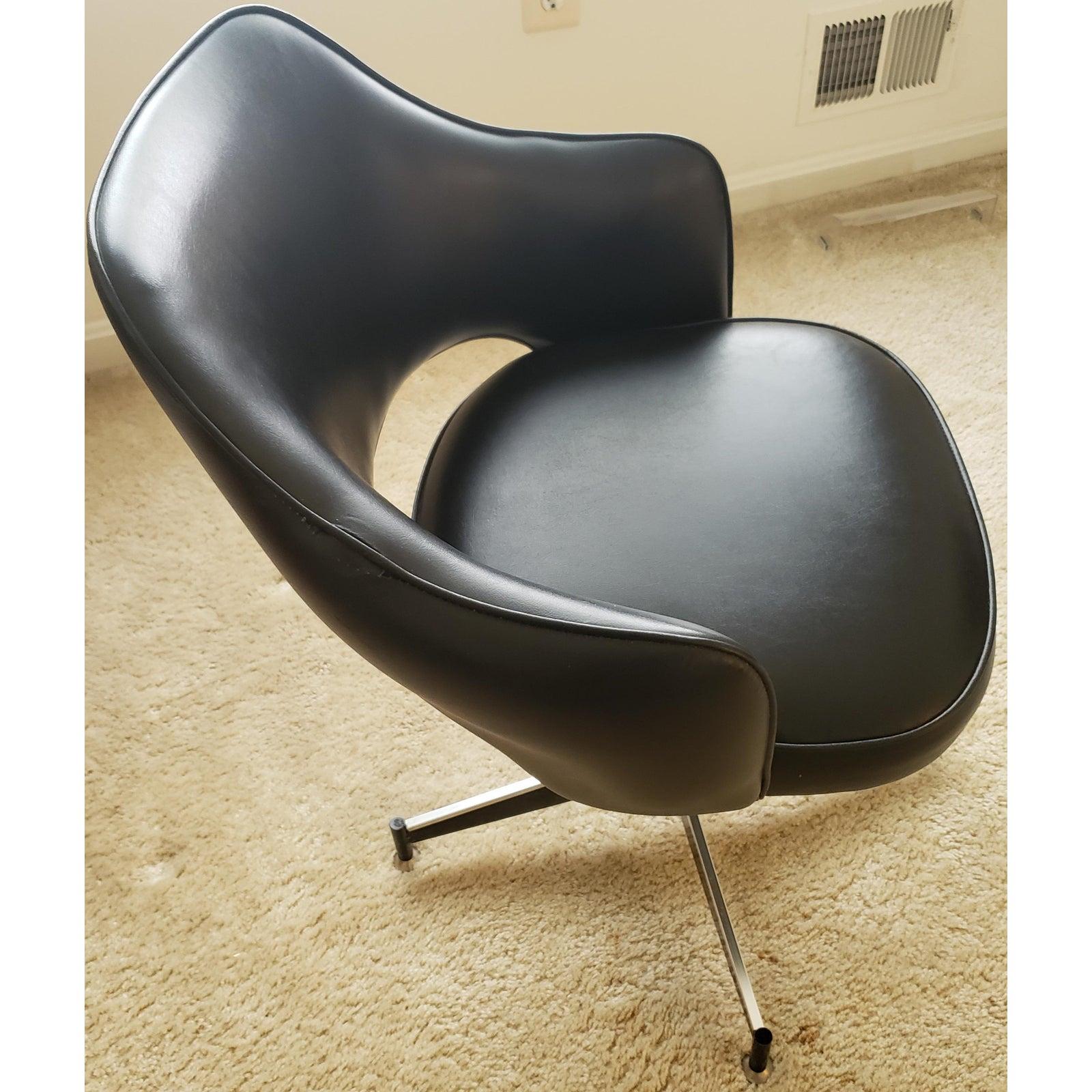 Swedish Mid Century Black Overman Swivel Office Chair