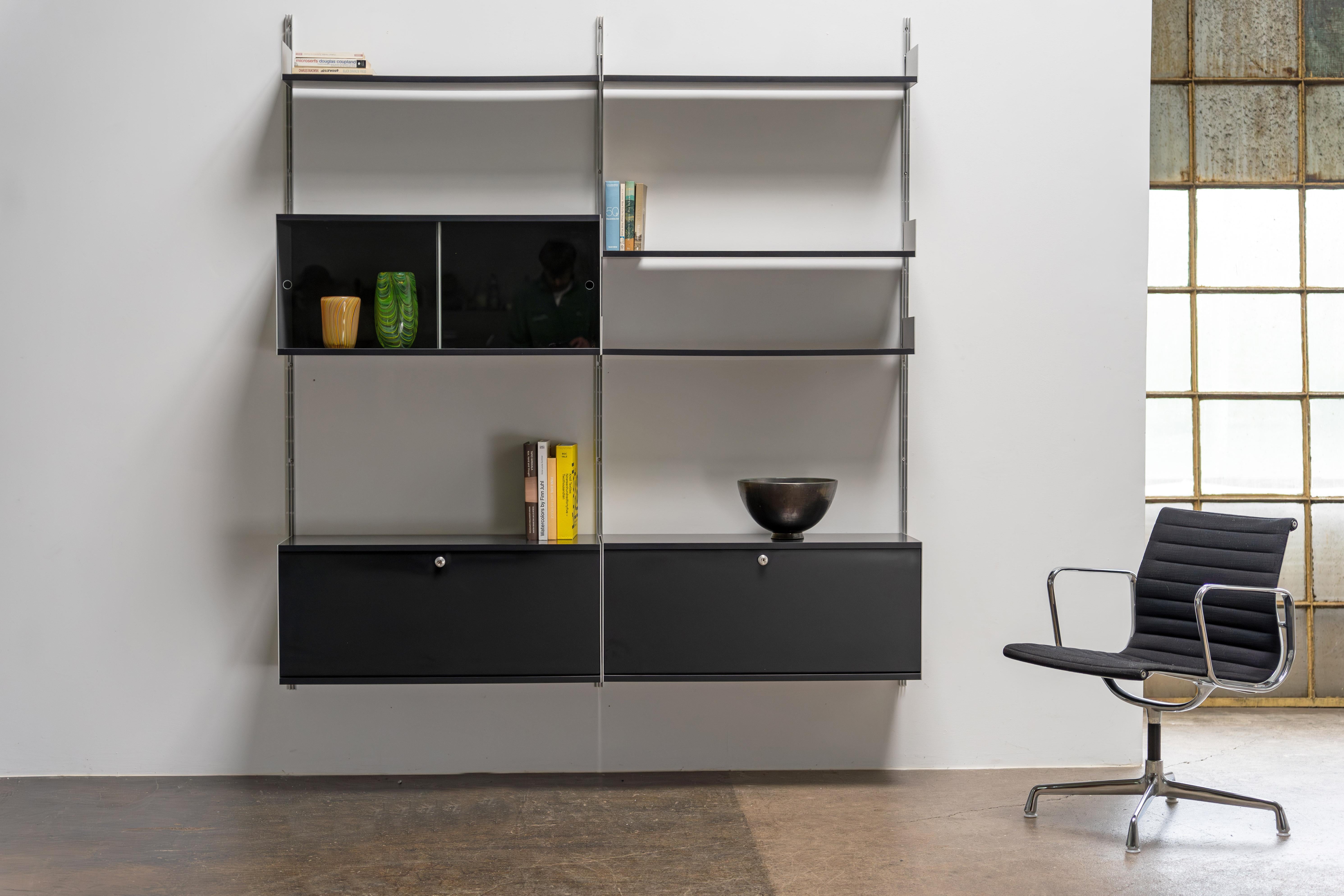 Système d'étagères noires du milieu du siècle par Dieter Rams Vitsoe, Model 606, années 1960 Bon état - En vente à Rosendahl, DE