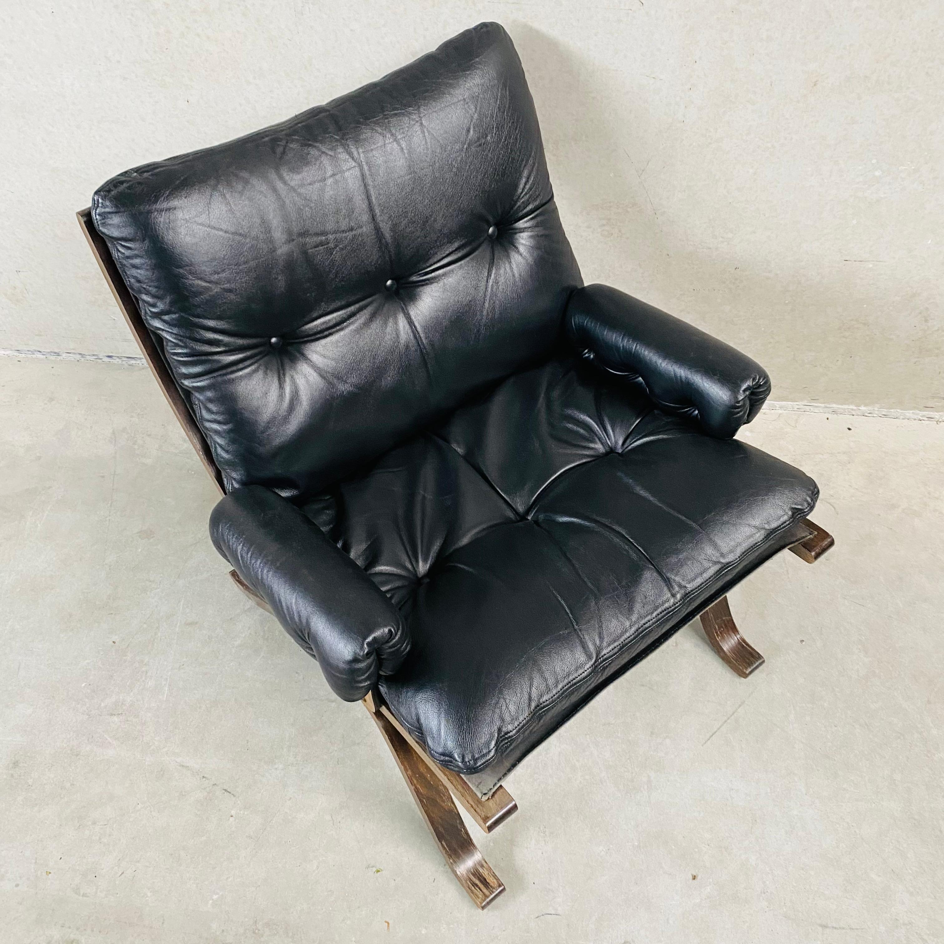 Norwegian Mid-Century Black Siesta Lounge Chair by Ingmar Relling for Westnofa, Norway 196 For Sale