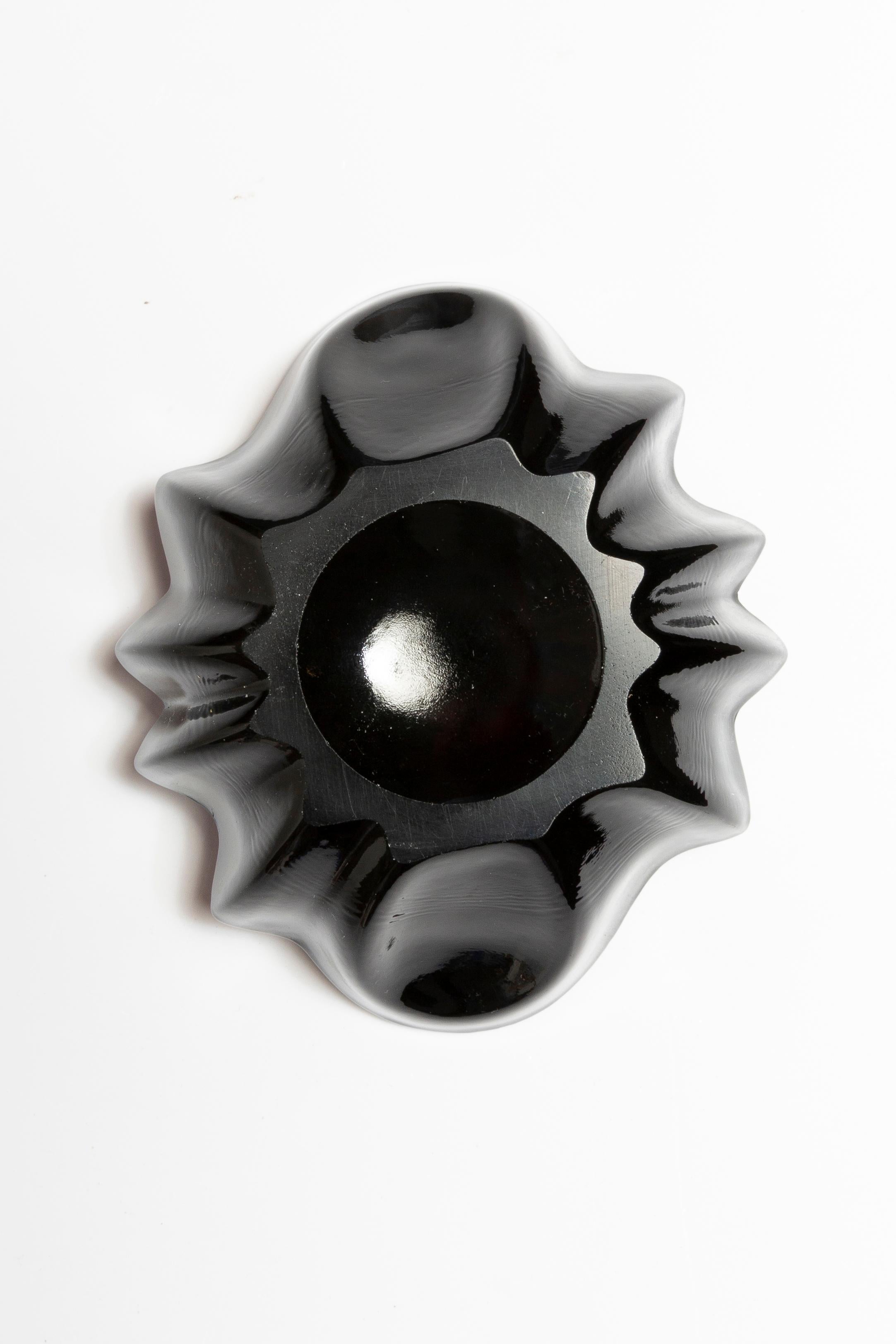 Mid Century Black Small Glass Bowl Ashtray Element, Italy, 1970s For Sale 1
