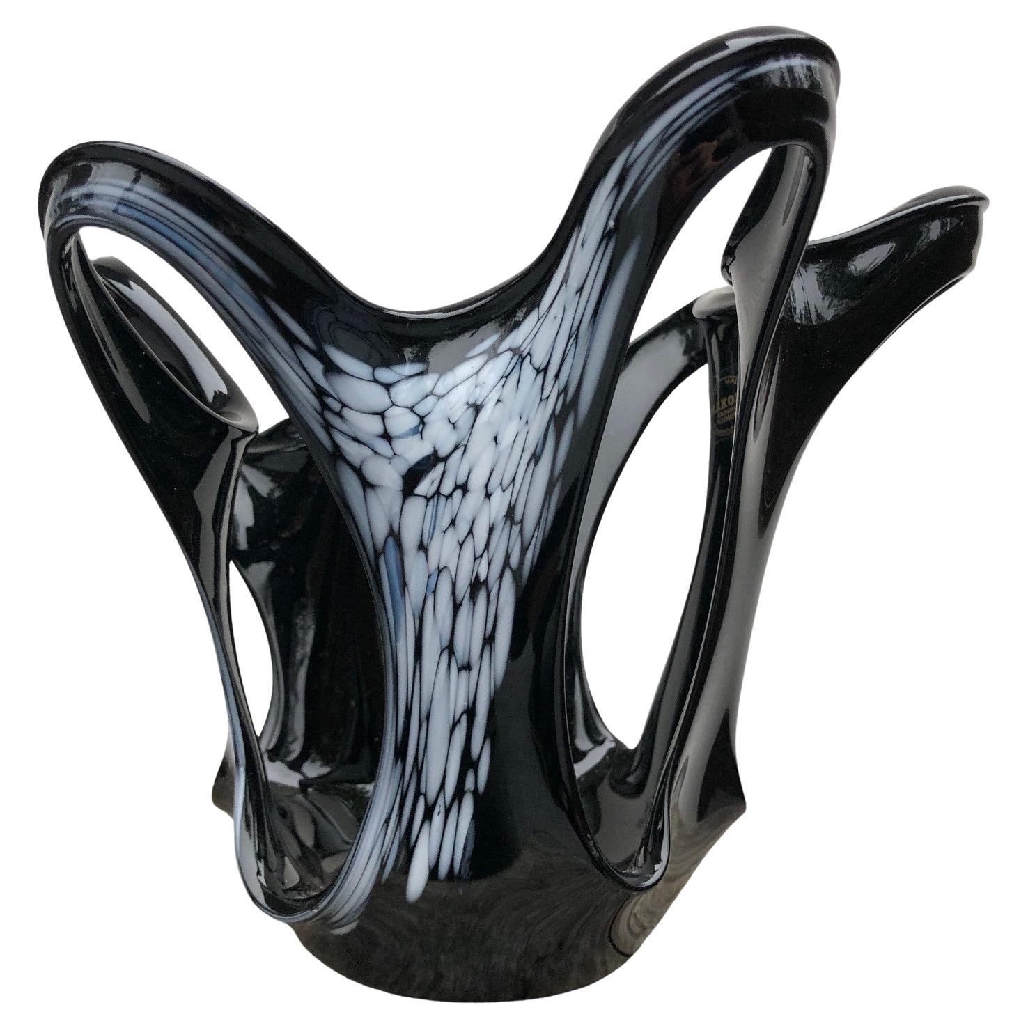 Schwarze Vase aus der Jahrhundertmitte in organischer Form, Europa, 1960er Jahre im Angebot