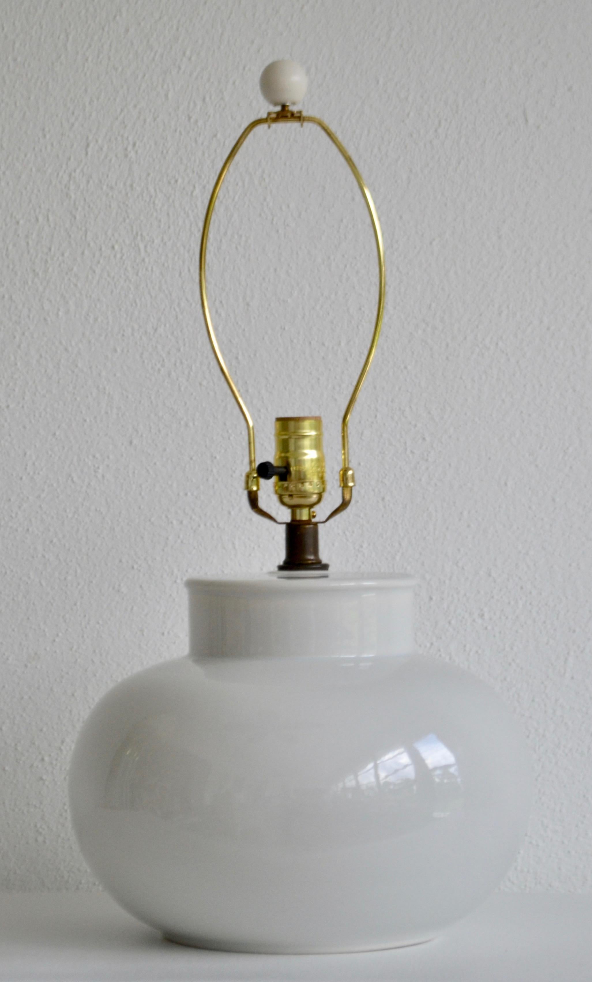 Mid-Century Modern Mid-Century Blanc de Chine Ceramic Gourd Form Table Lamp