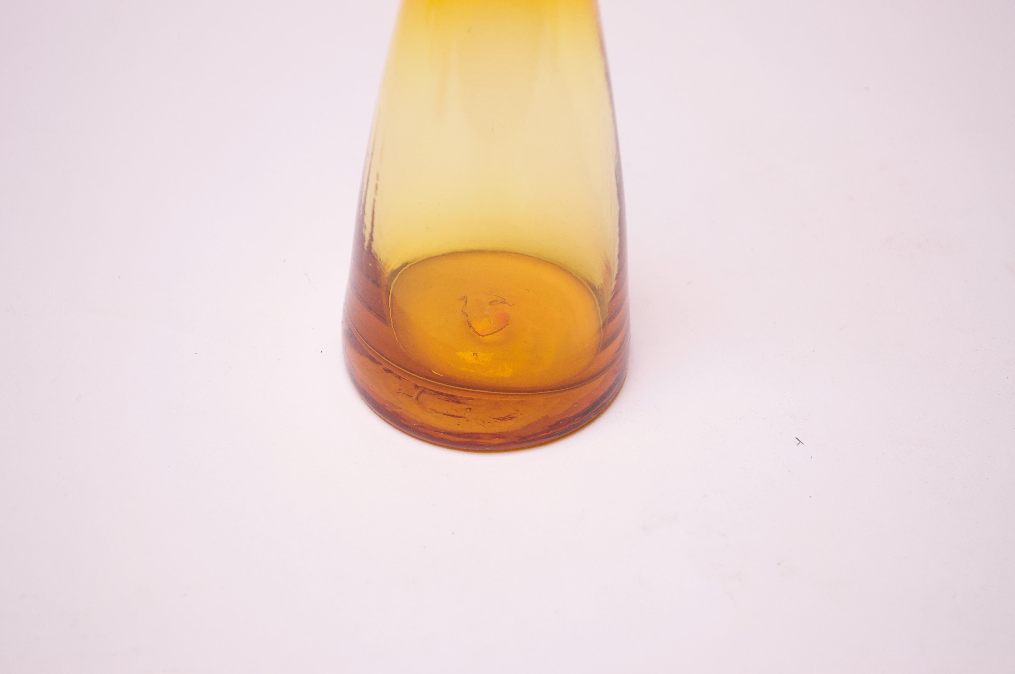 Mid-Century Blenko Amerbina Tangerine Decanter with Stopper by Winslow Anderson In Good Condition In Brooklyn, NY