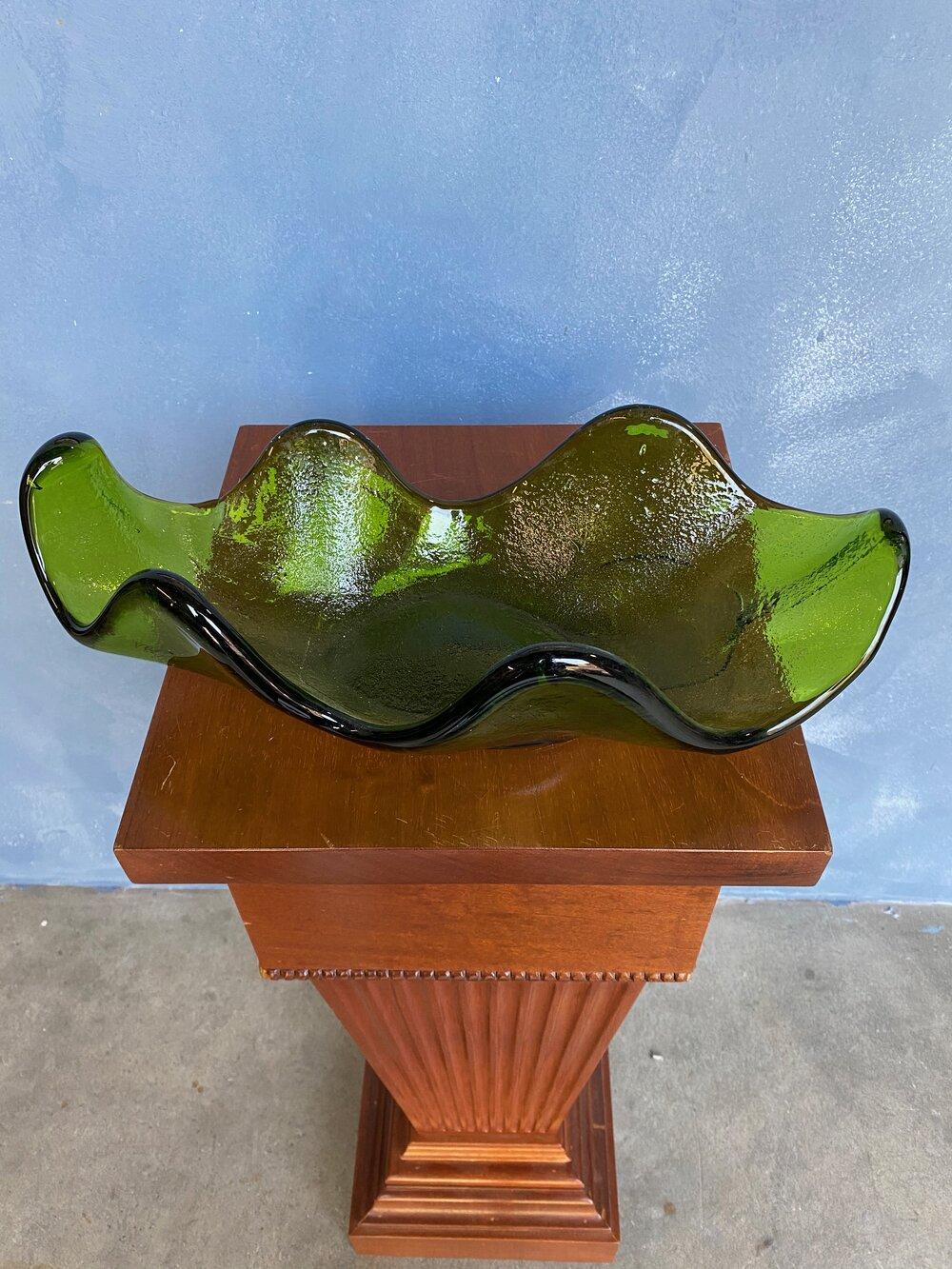 Mid Century Blenko Amorphic Centerpiece Bowl In Good Condition In Buchanan, NY