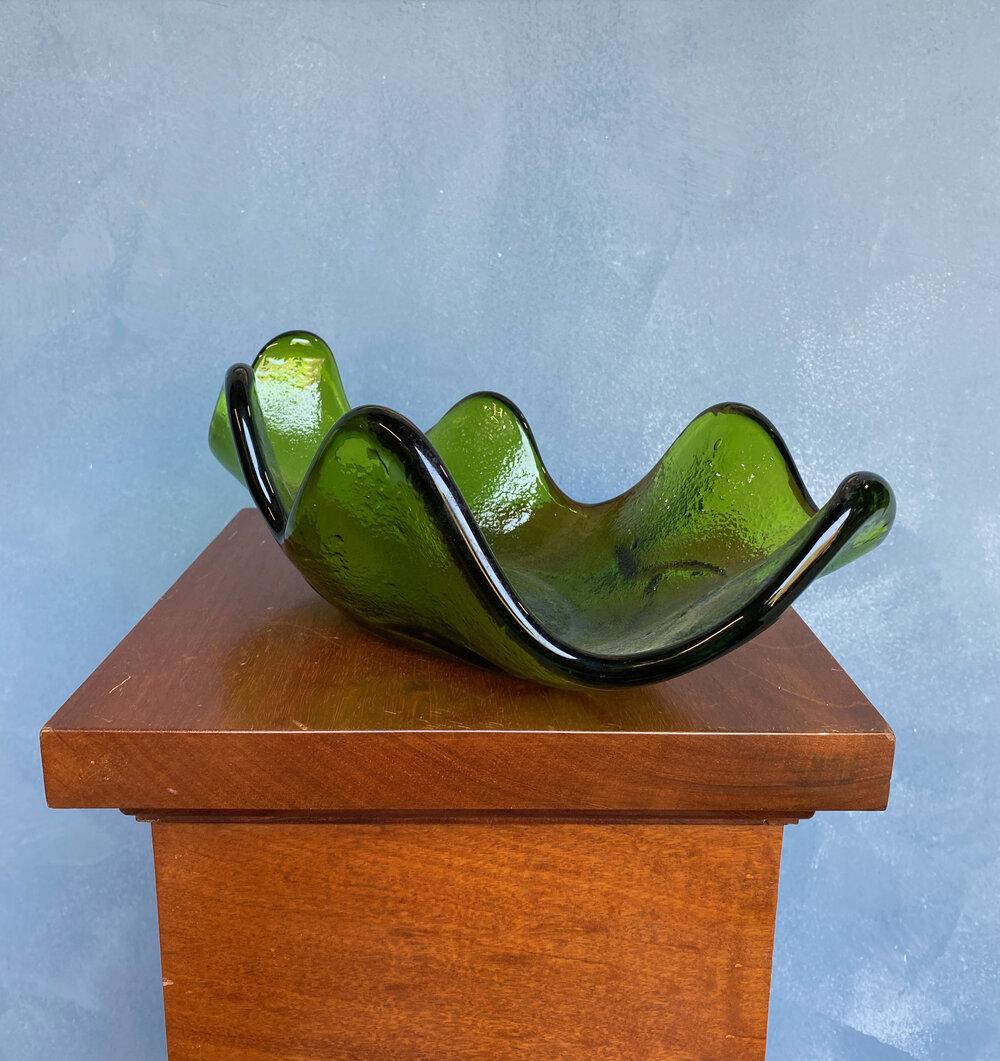 Art Glass Mid Century Blenko Amorphic Centerpiece Bowl