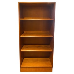 Librería de mediados de siglo en nogal rubio