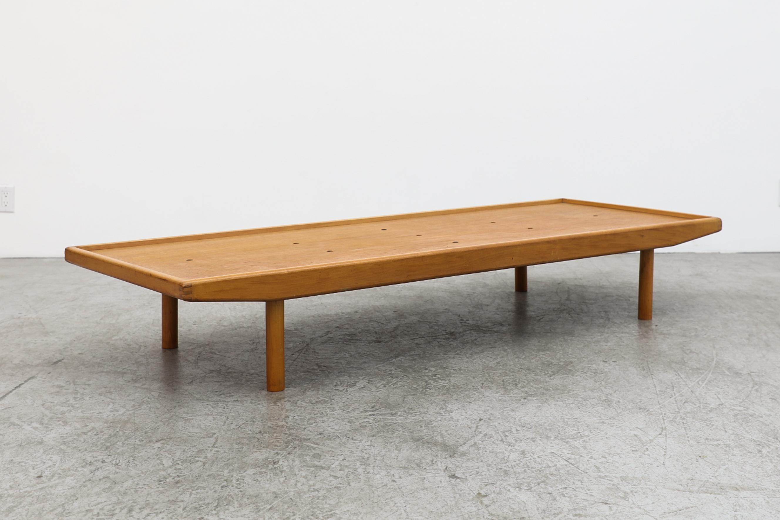 Mid-Century Blonde Charlotte Perriand Inspired Daybed 3